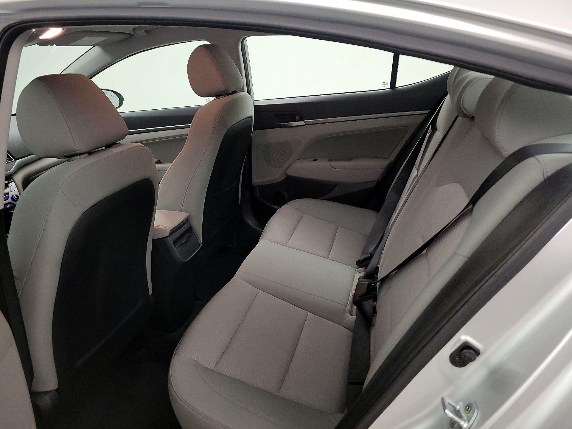 Thumbnail: 2017 Hyundai Elantra - 19