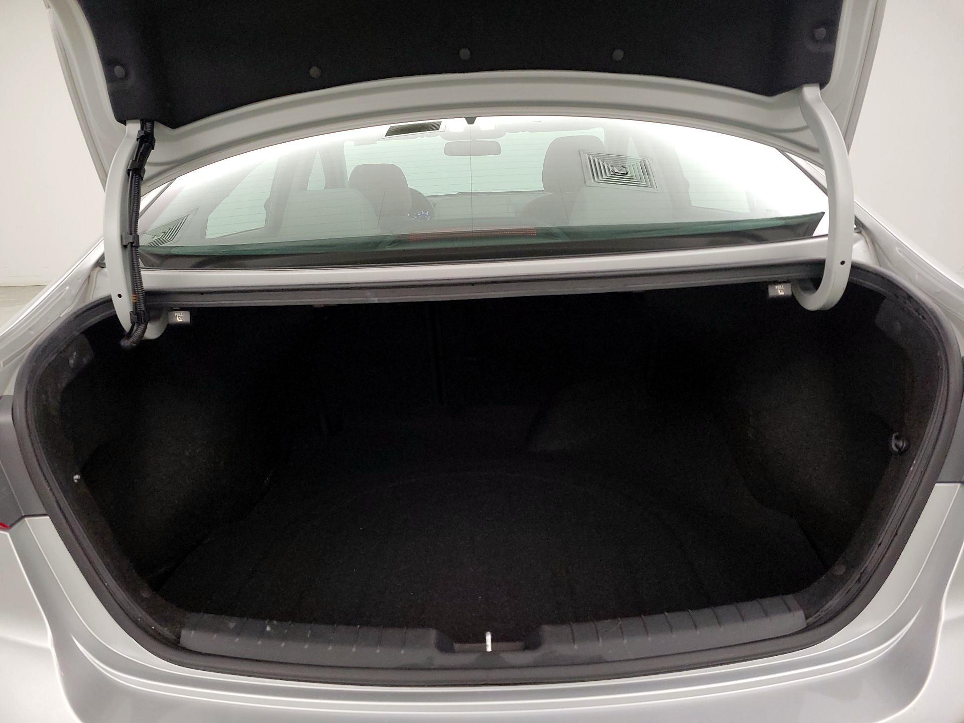 Thumbnail: 2017 Hyundai Elantra - 20