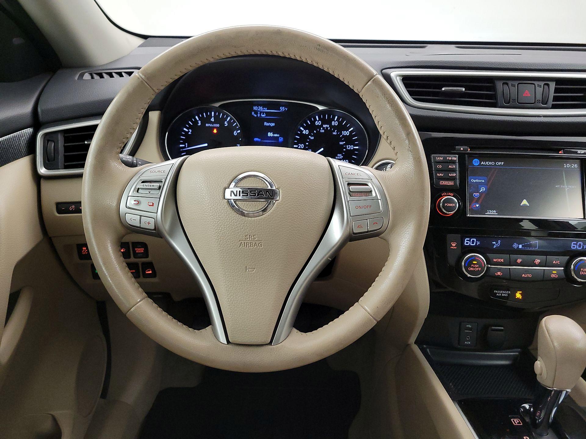 Thumbnail: 2015 Nissan Rogue - 10