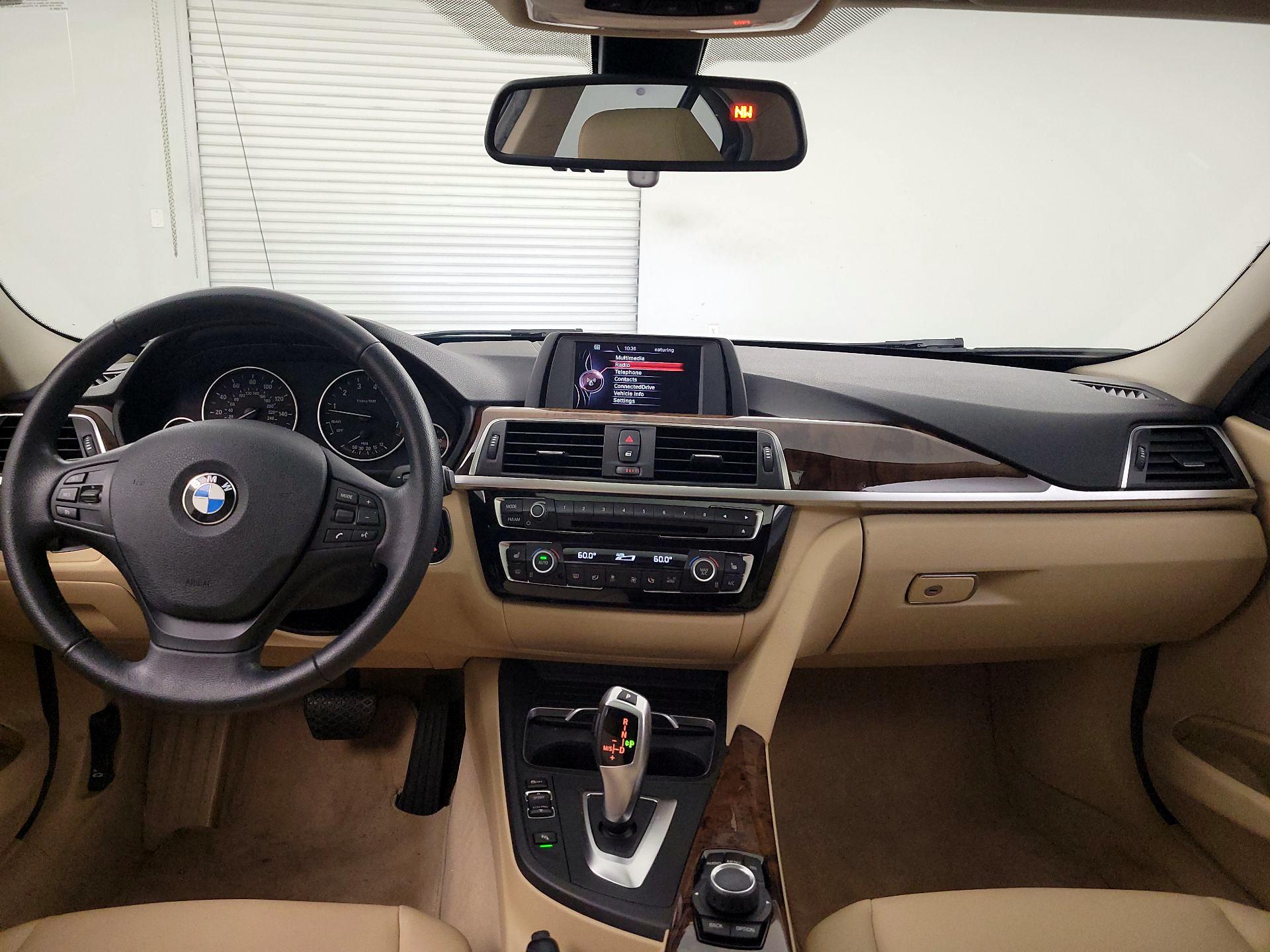 Thumbnail: 2016 BMW 3 Series - 9
