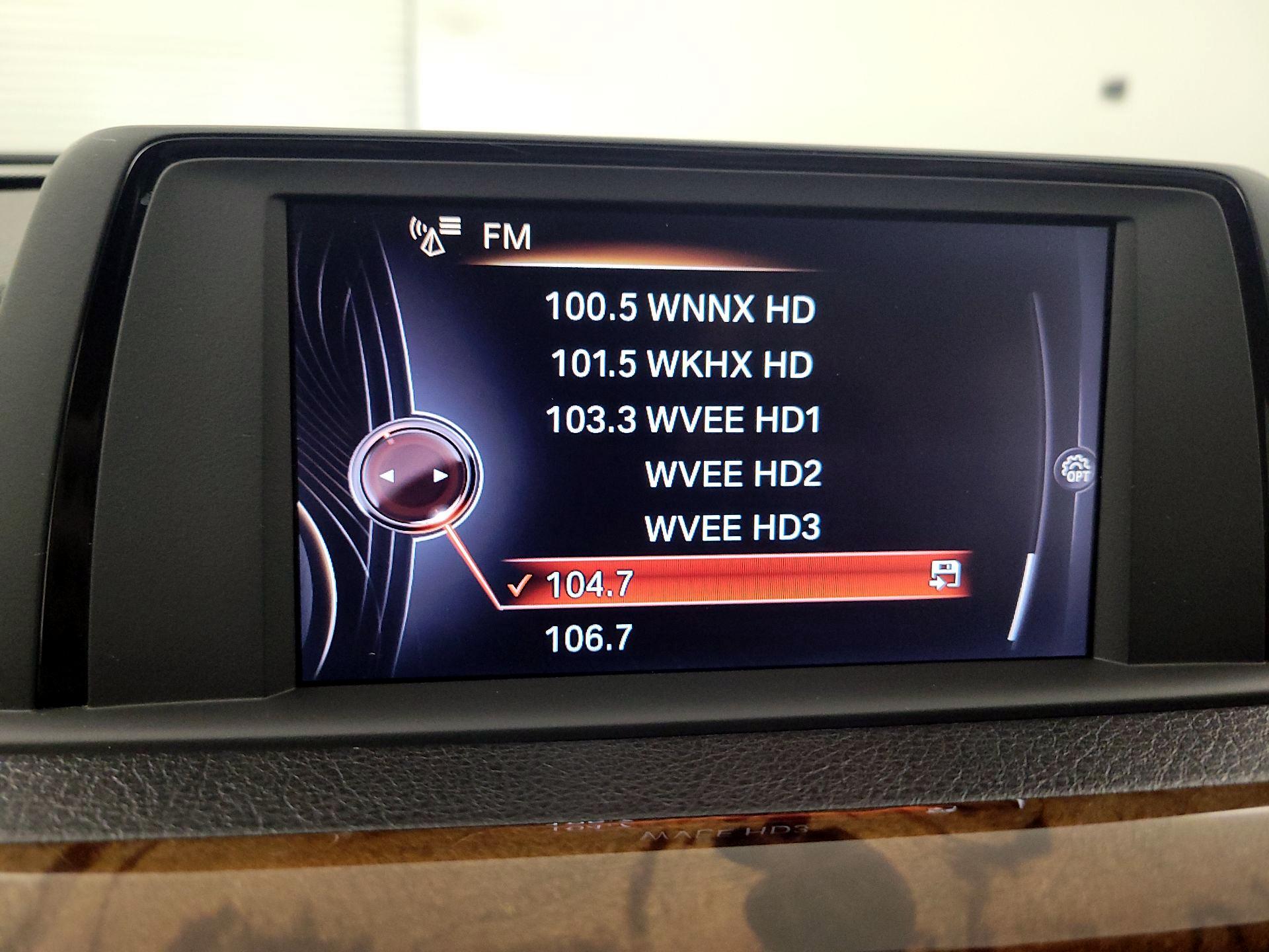 Thumbnail: 2016 BMW 3 Series - 15