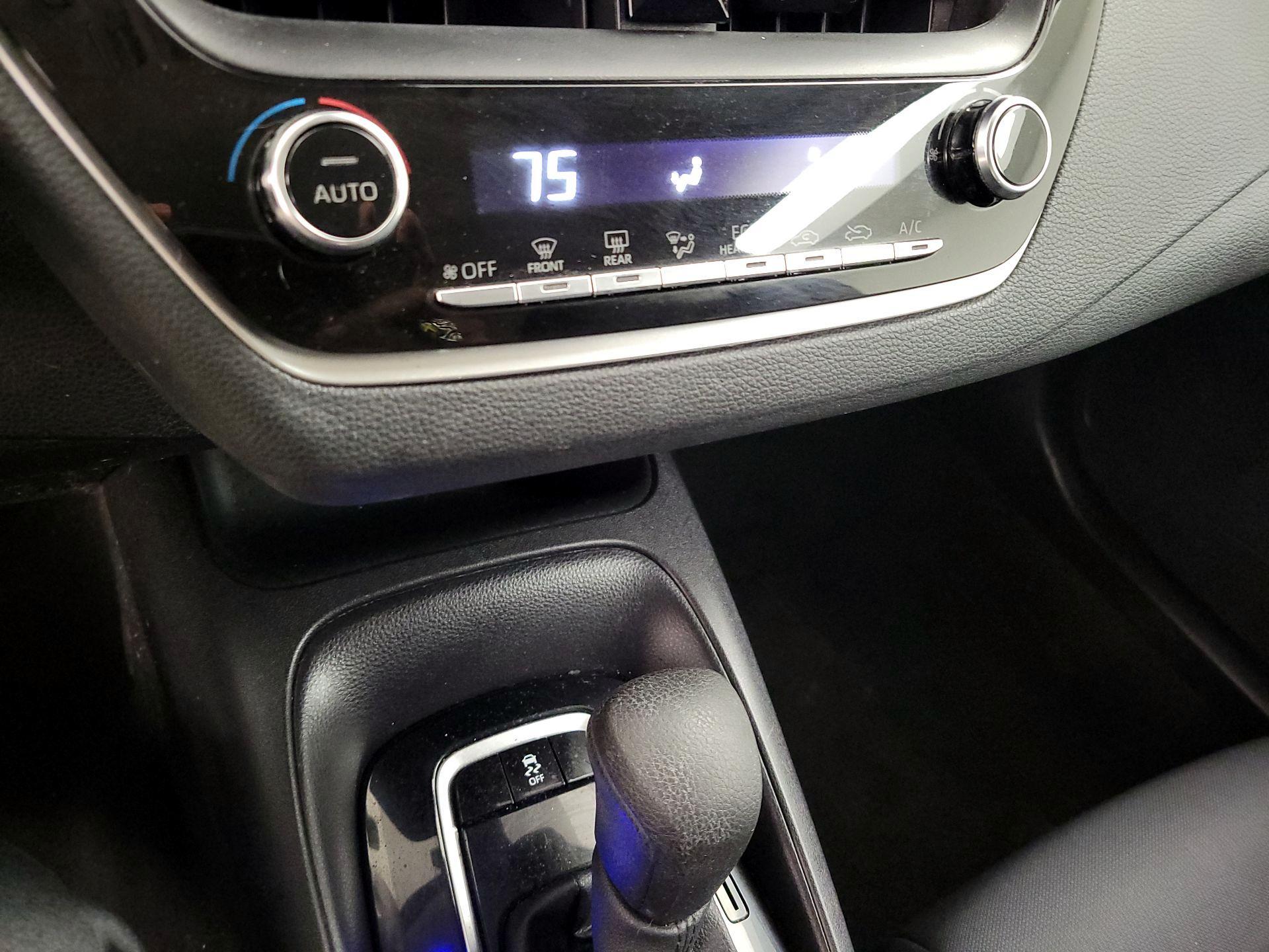 Thumbnail: 2022 Toyota Corolla - 16