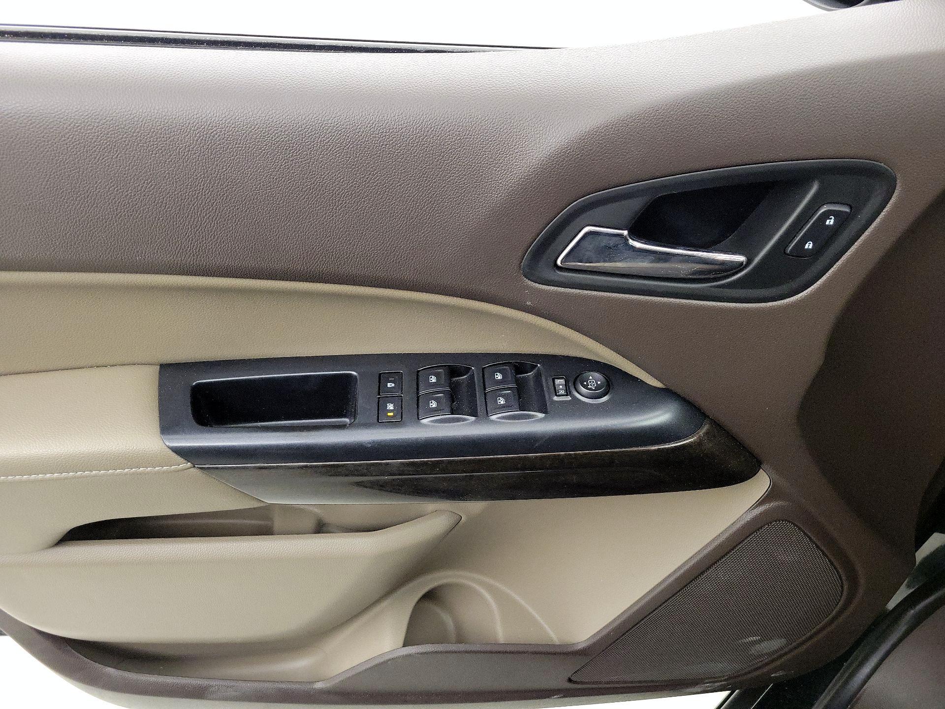 Thumbnail: 2016 GMC Canyon - 12