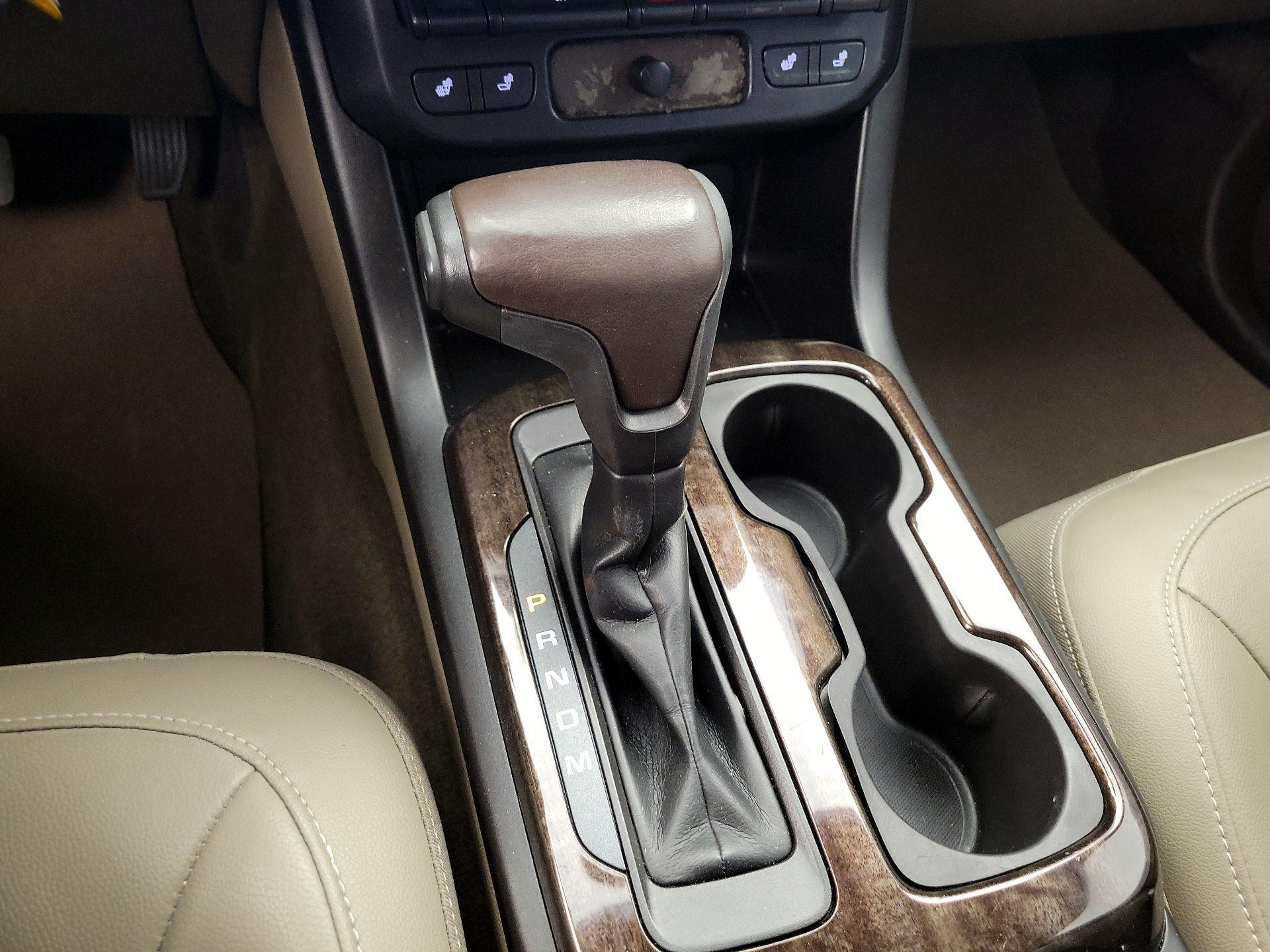 Thumbnail: 2016 GMC Canyon - 18