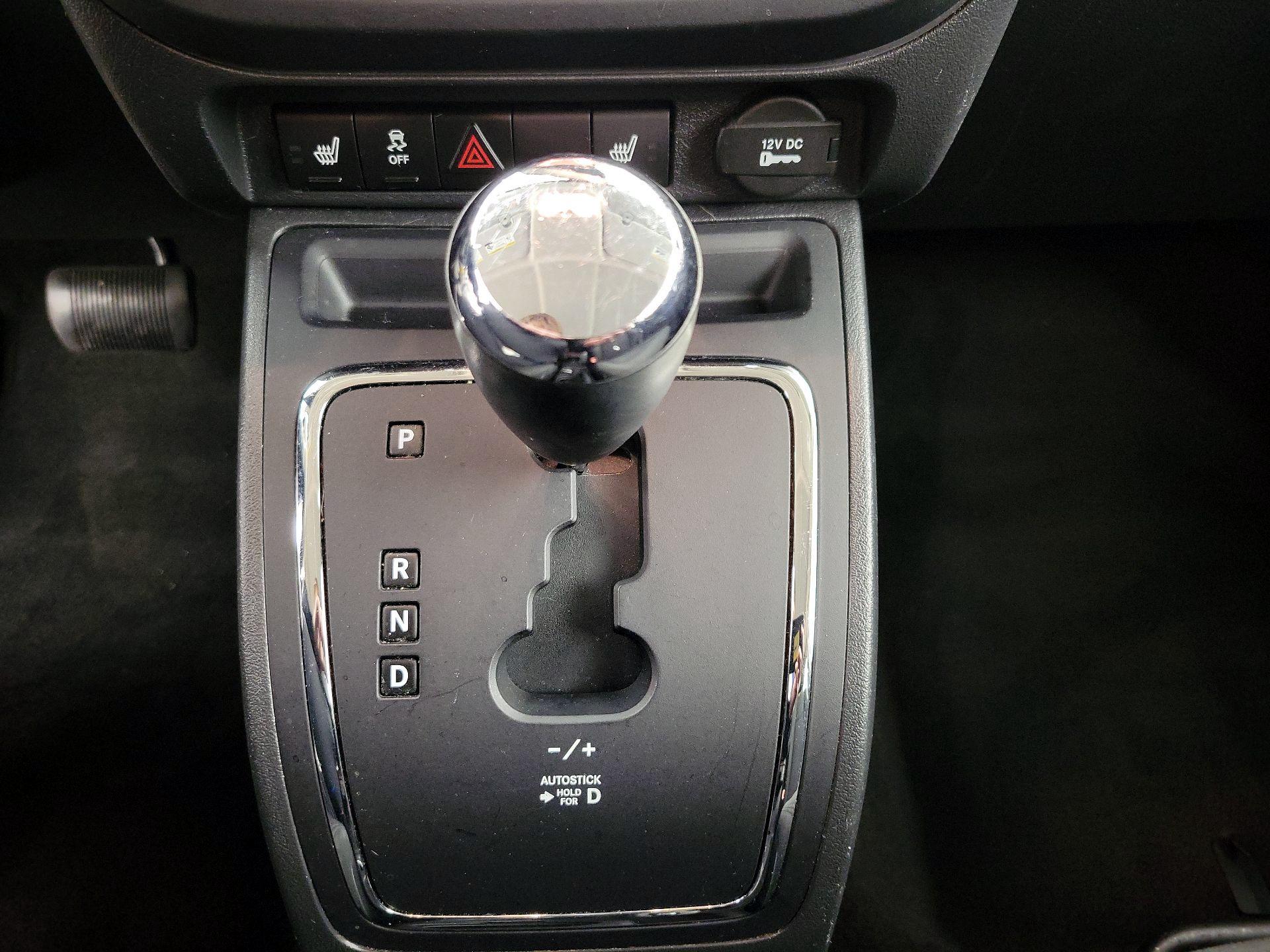 Thumbnail: 2015 Jeep Patriot - 15