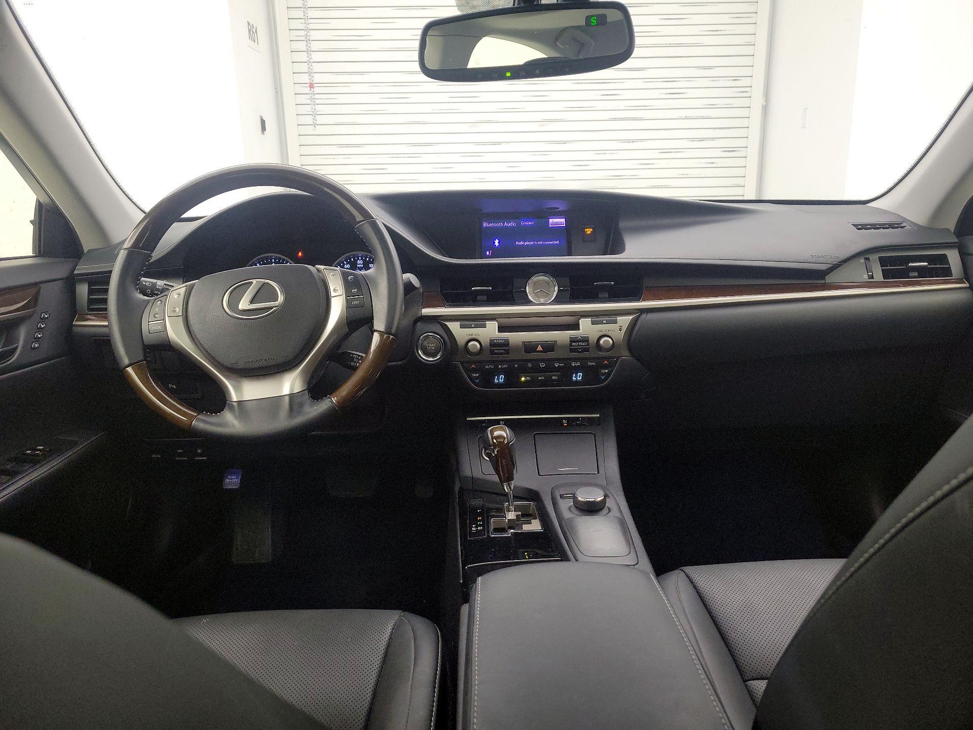 Thumbnail: 2014 Lexus ES - 9