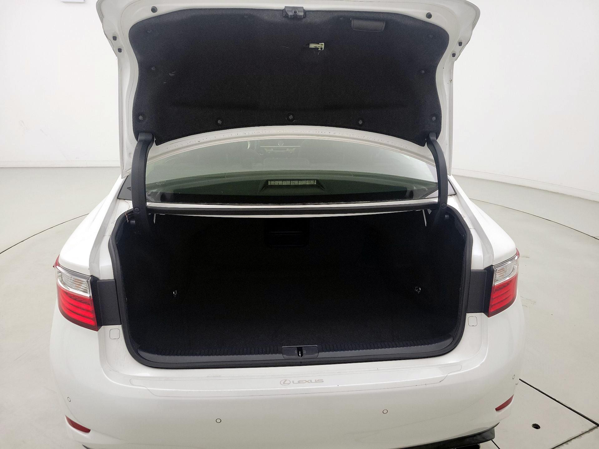 Thumbnail: 2014 Lexus ES - 20