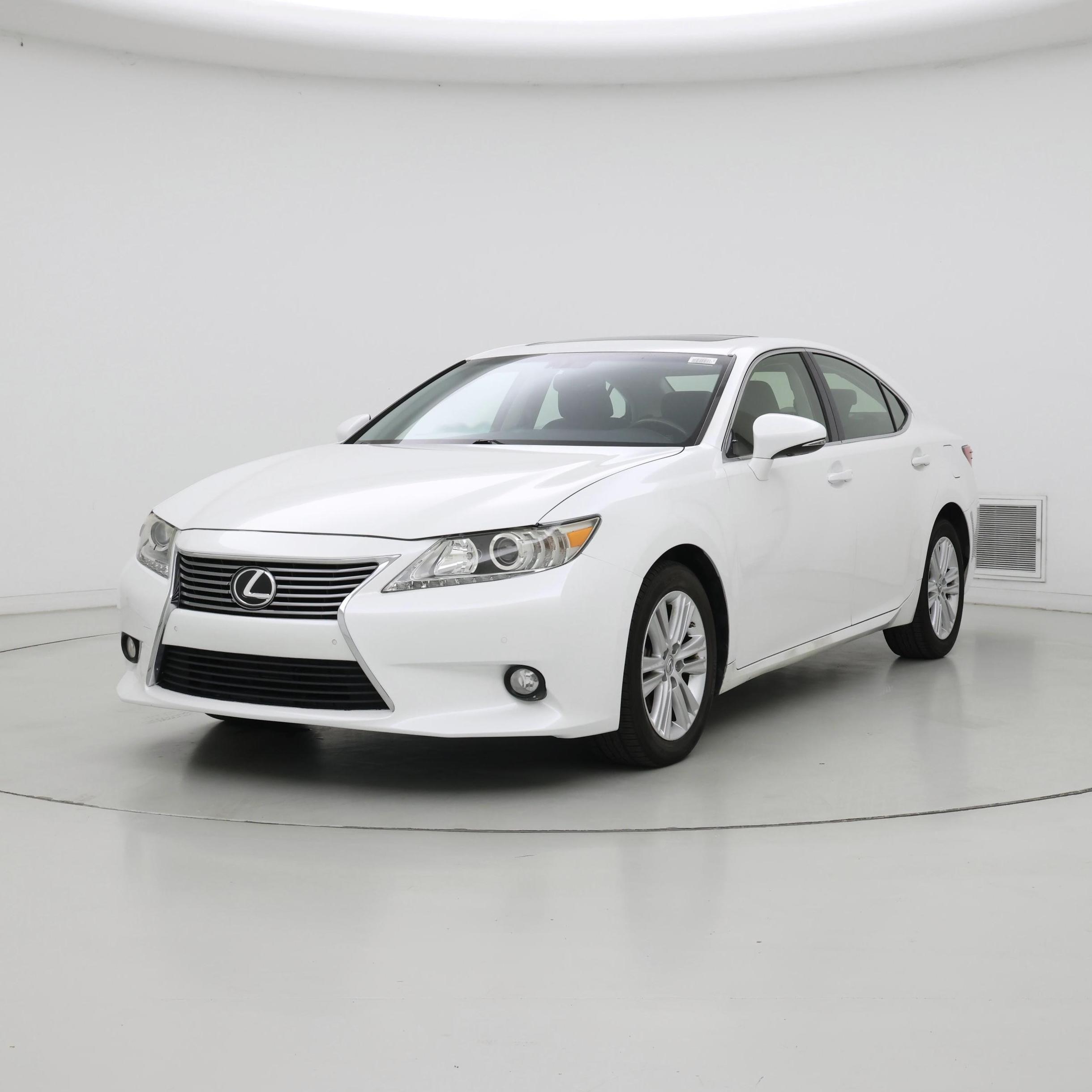 Thumbnail: 2014 Lexus ES - 4
