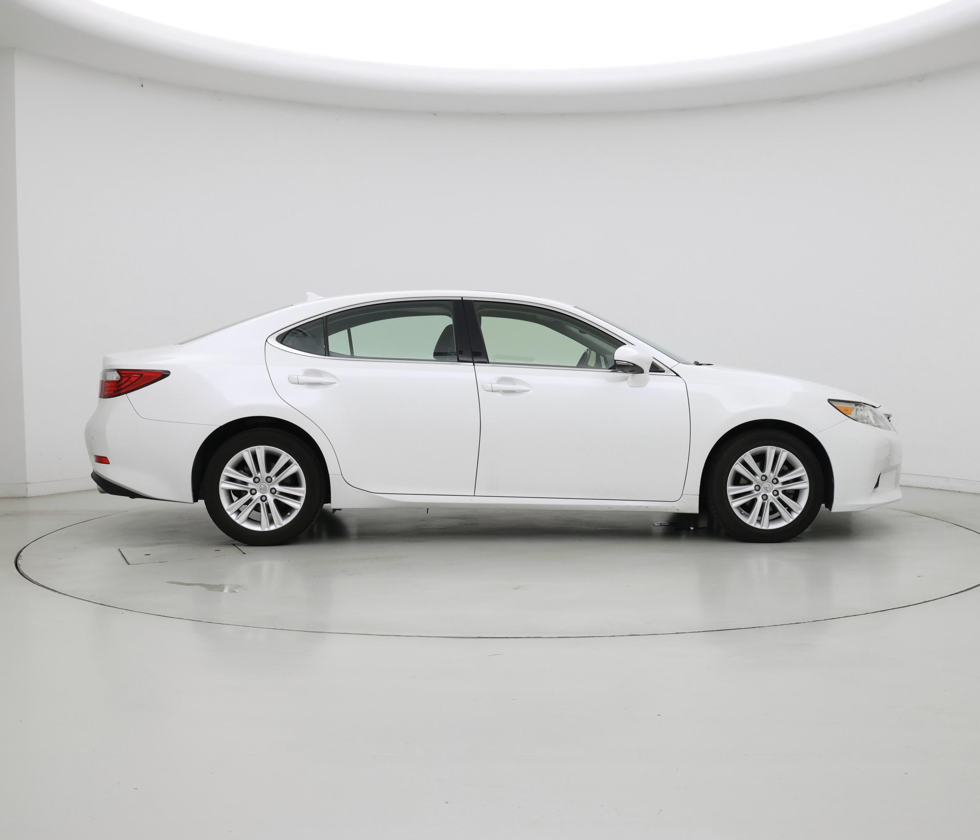 Thumbnail: 2014 Lexus ES - 7