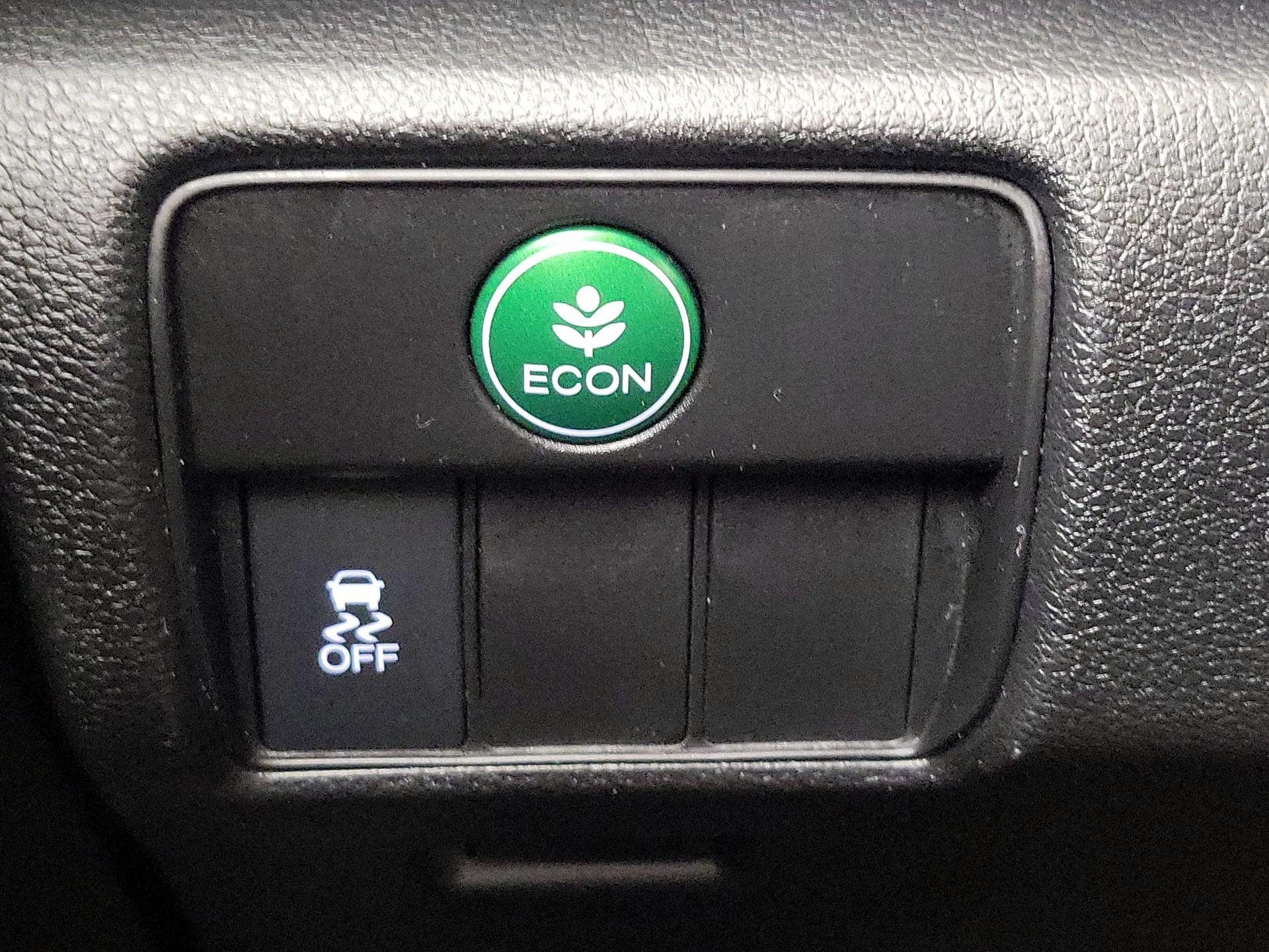 Thumbnail: 2015 Honda Accord - 13