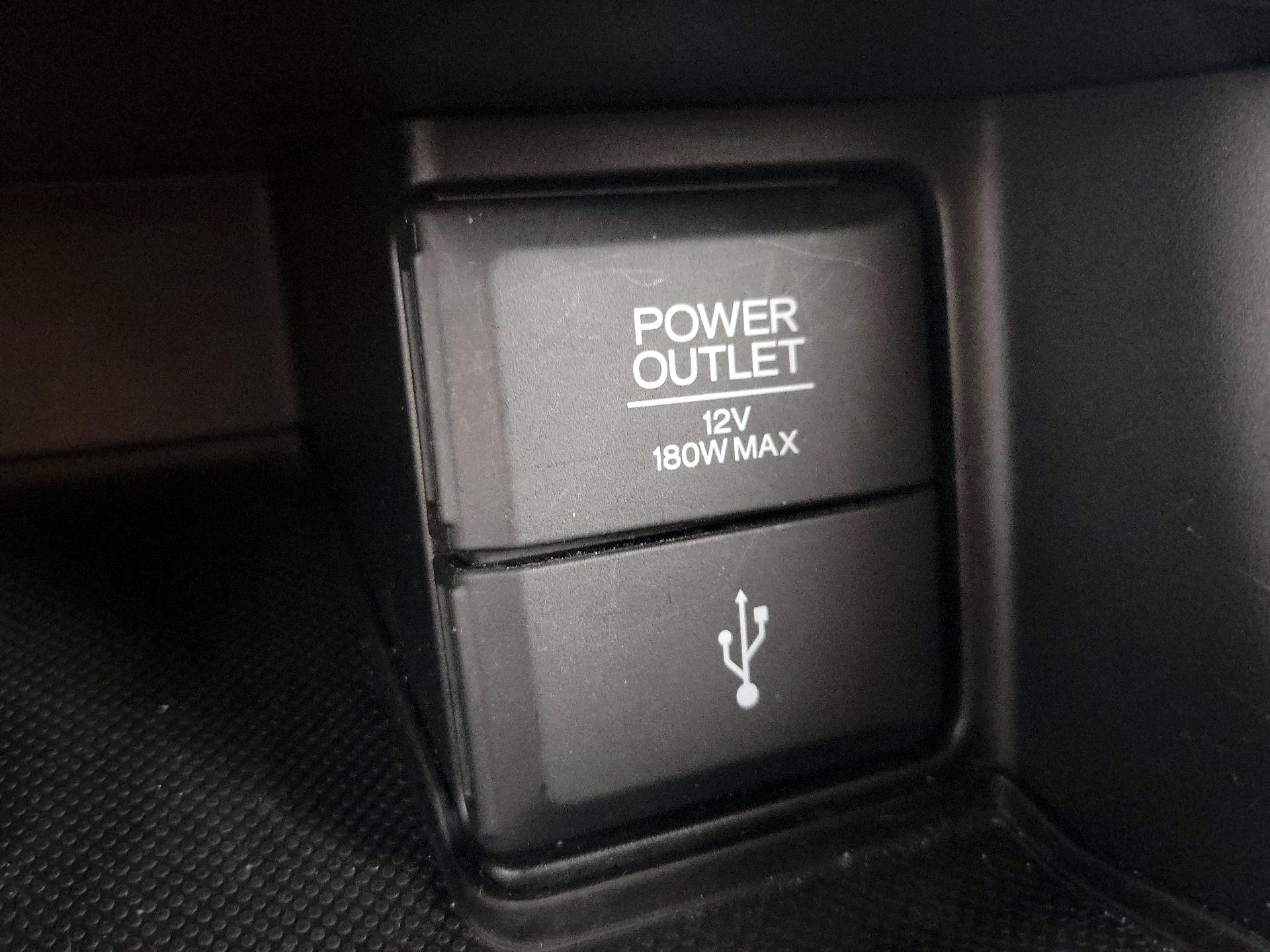 Thumbnail: 2015 Honda Accord - 18