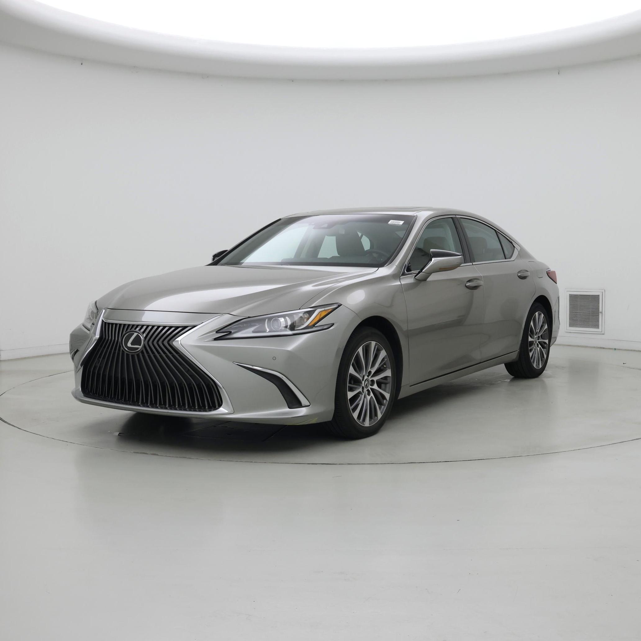 Thumbnail: 2019 Lexus ES - 4