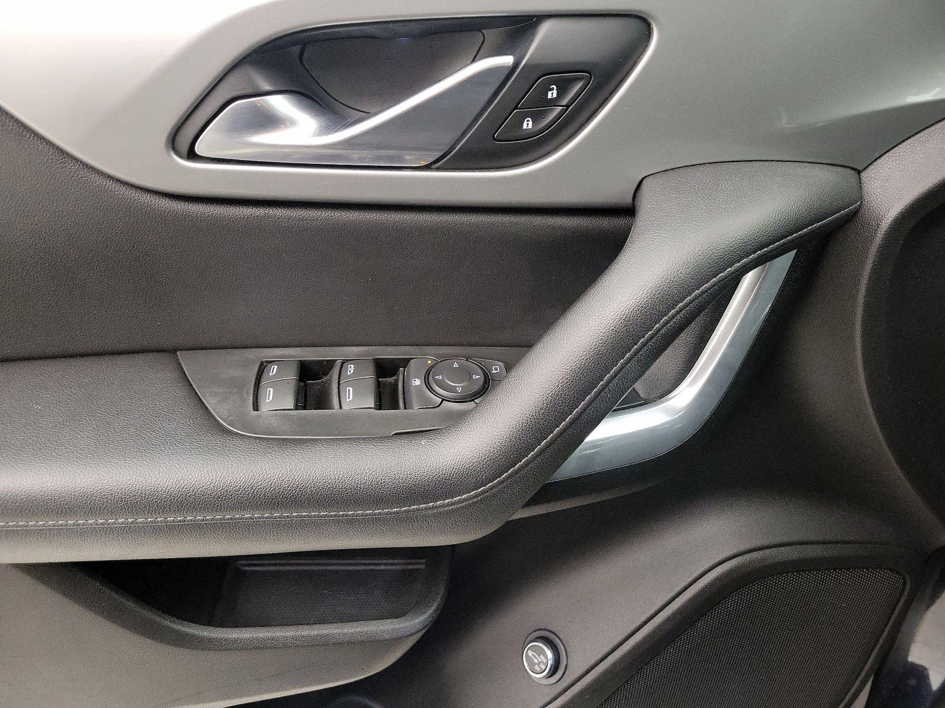 Thumbnail: 2020 Chevrolet Blazer - 12