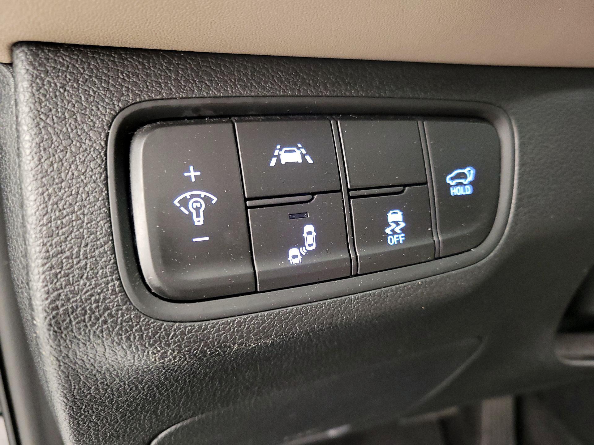 Thumbnail: 2020 Hyundai Santa Fe - 13