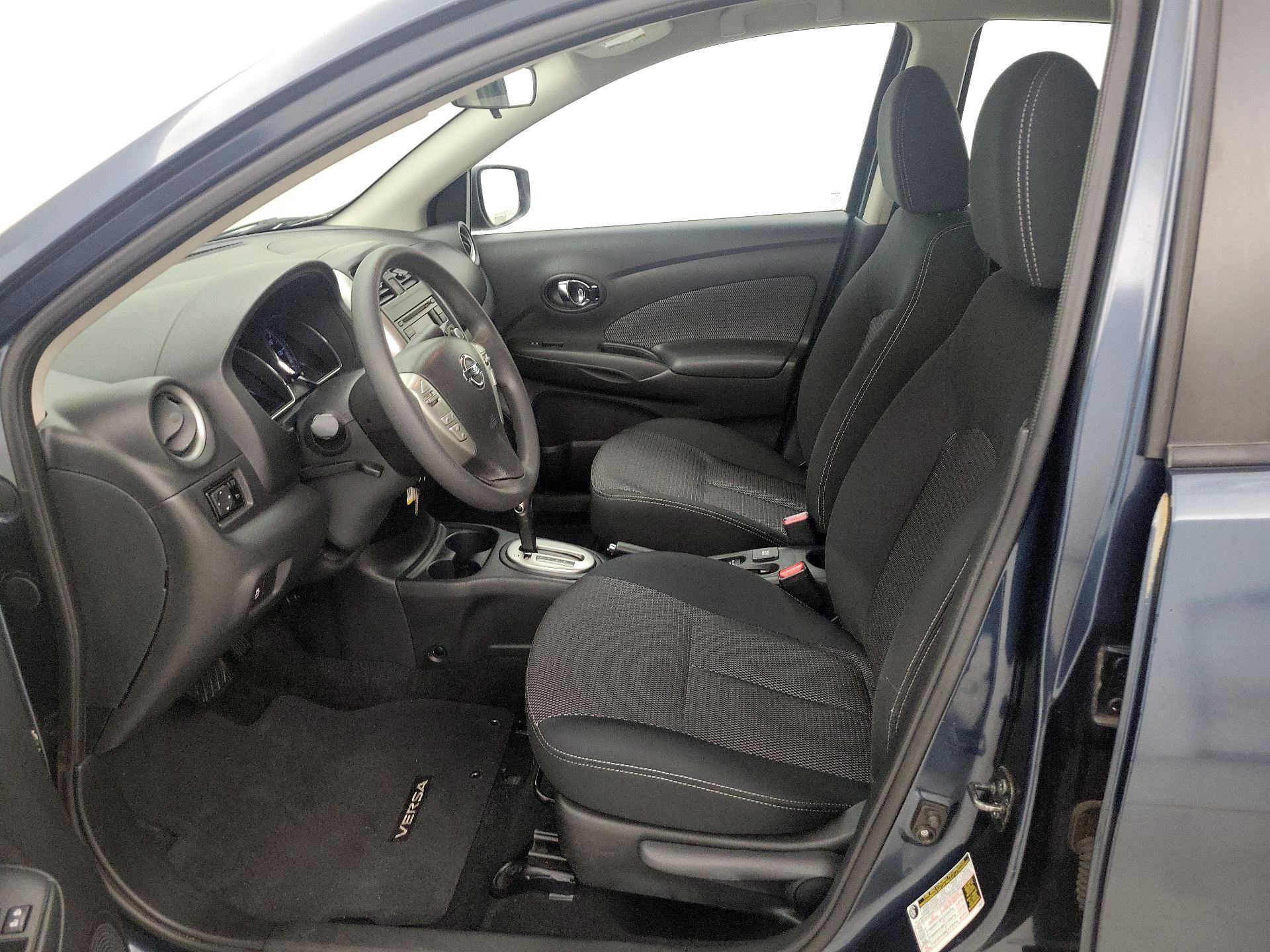 Thumbnail: 2015 Nissan Versa - 11