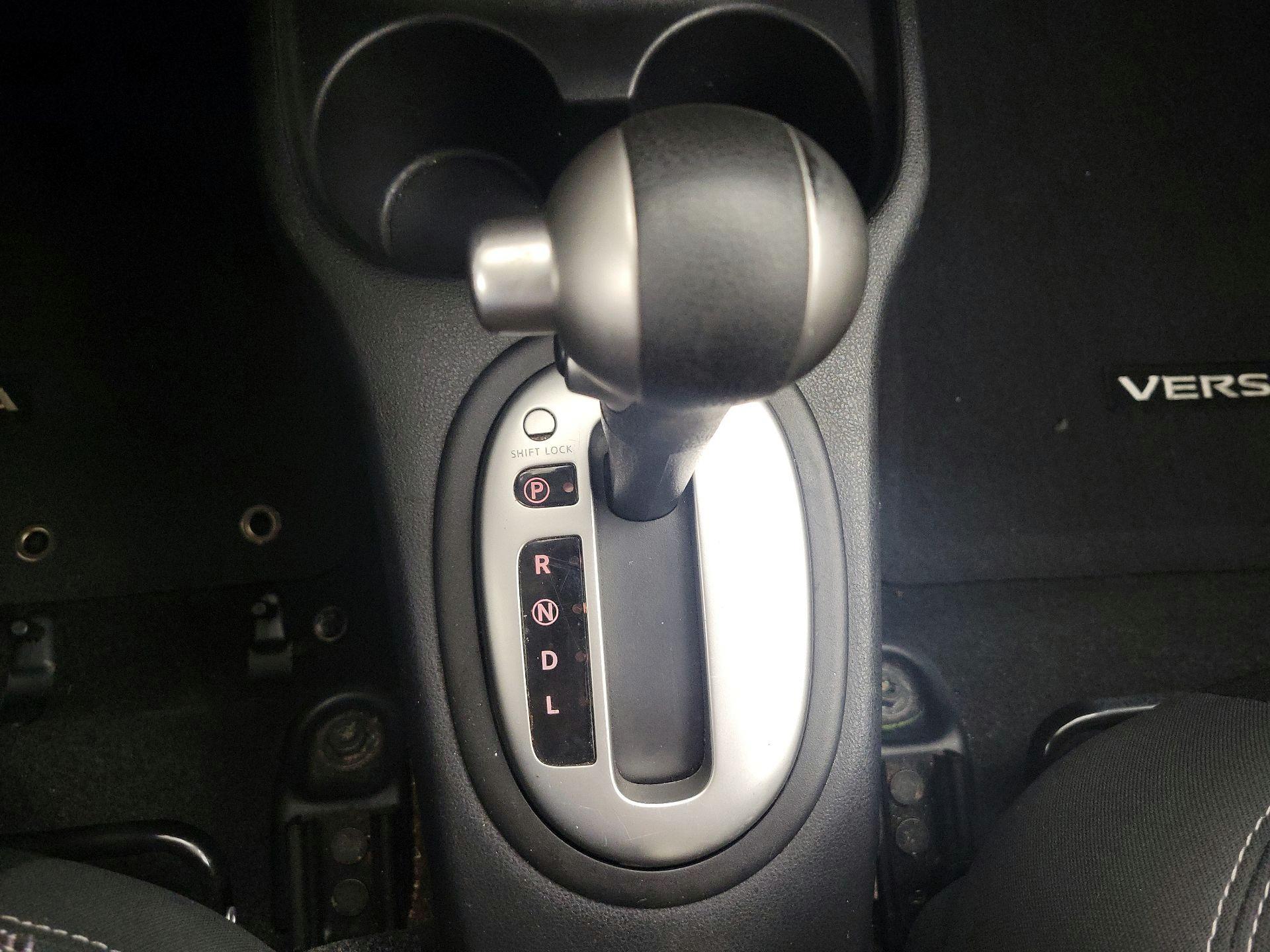 Thumbnail: 2015 Nissan Versa - 16