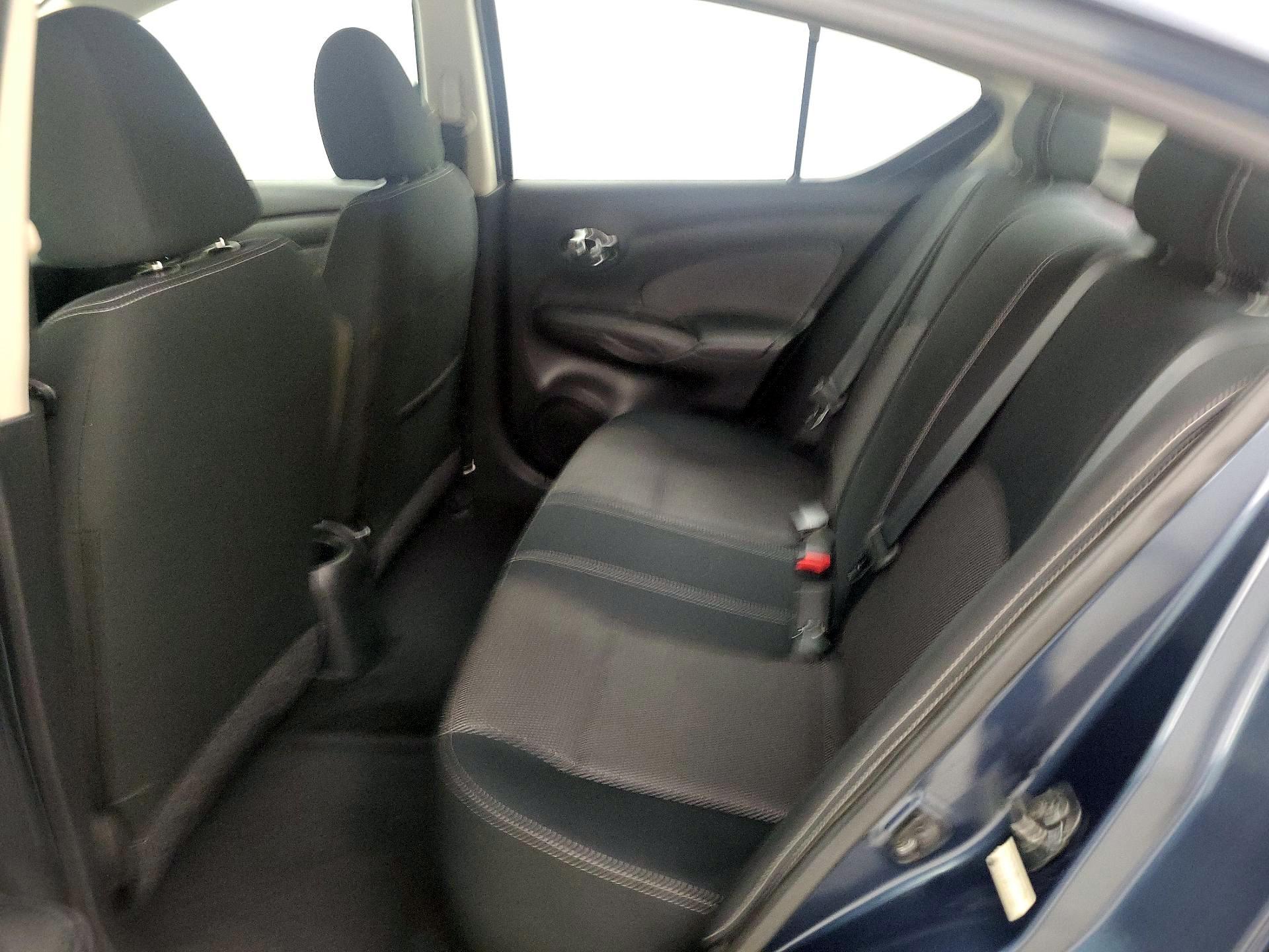 Thumbnail: 2015 Nissan Versa - 17