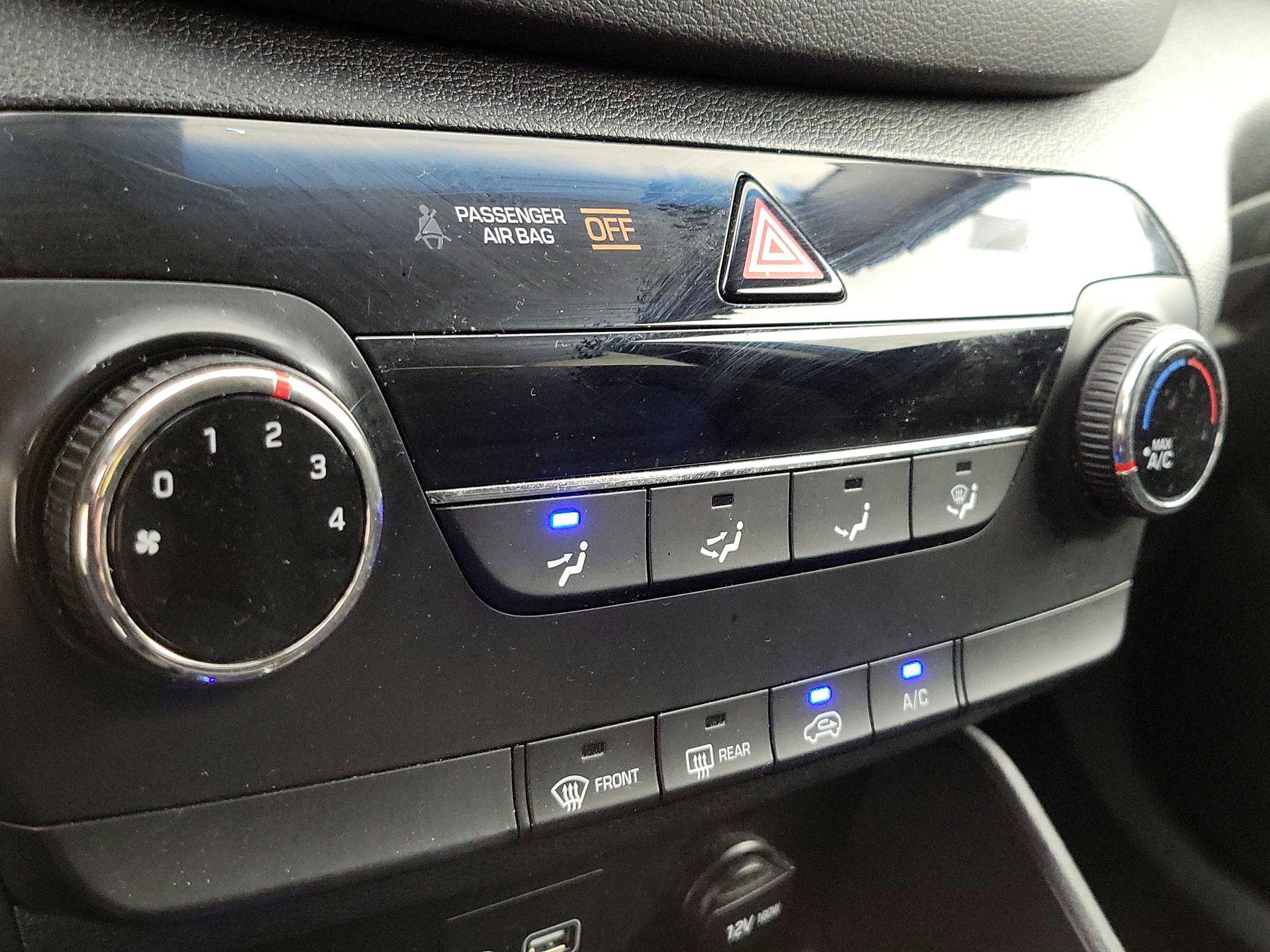 Thumbnail: 2017 Hyundai Tucson - 16