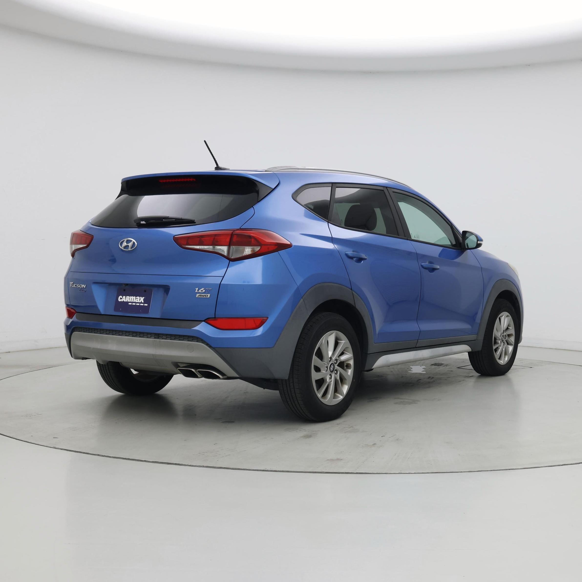 Thumbnail: 2017 Hyundai Tucson - 8