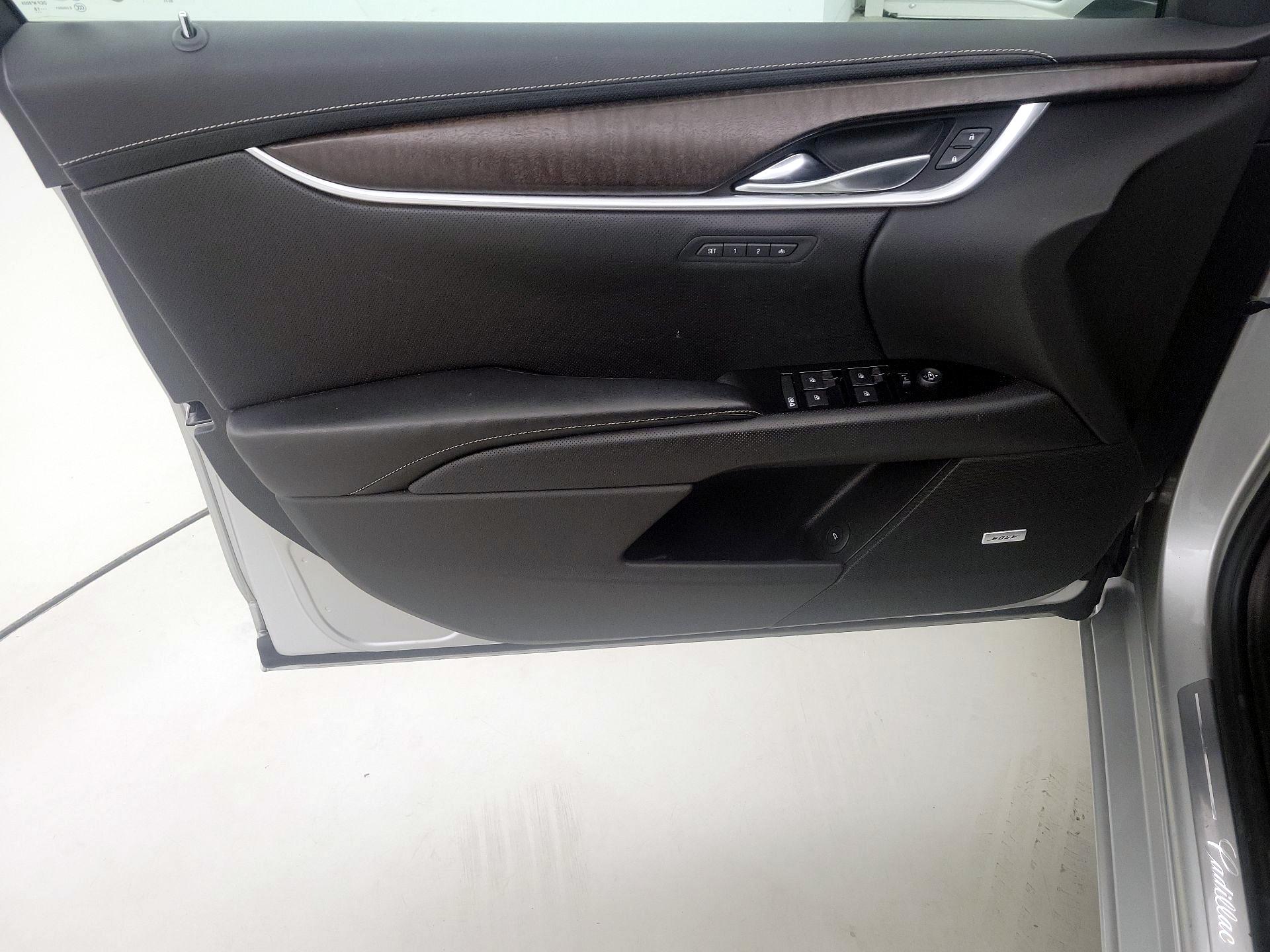 Thumbnail: 2019 Cadillac XTS - 12