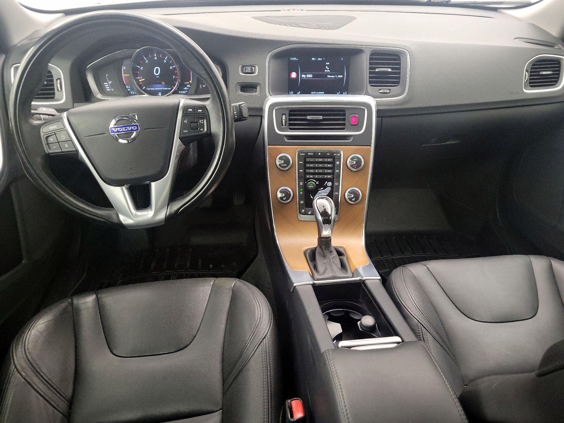 Thumbnail: 2016 Volvo S60 - 9