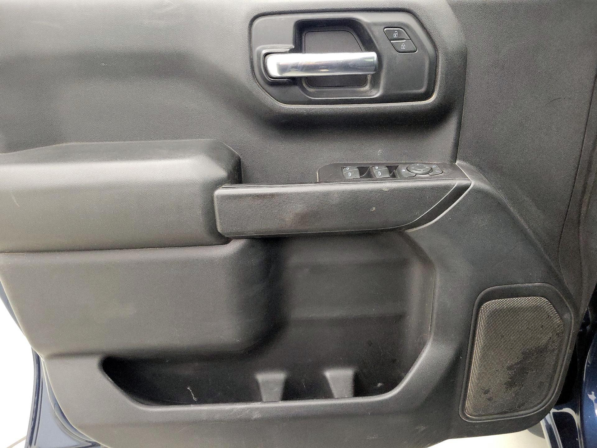 Thumbnail: 2021 Chevrolet Silverado 1500 - 12