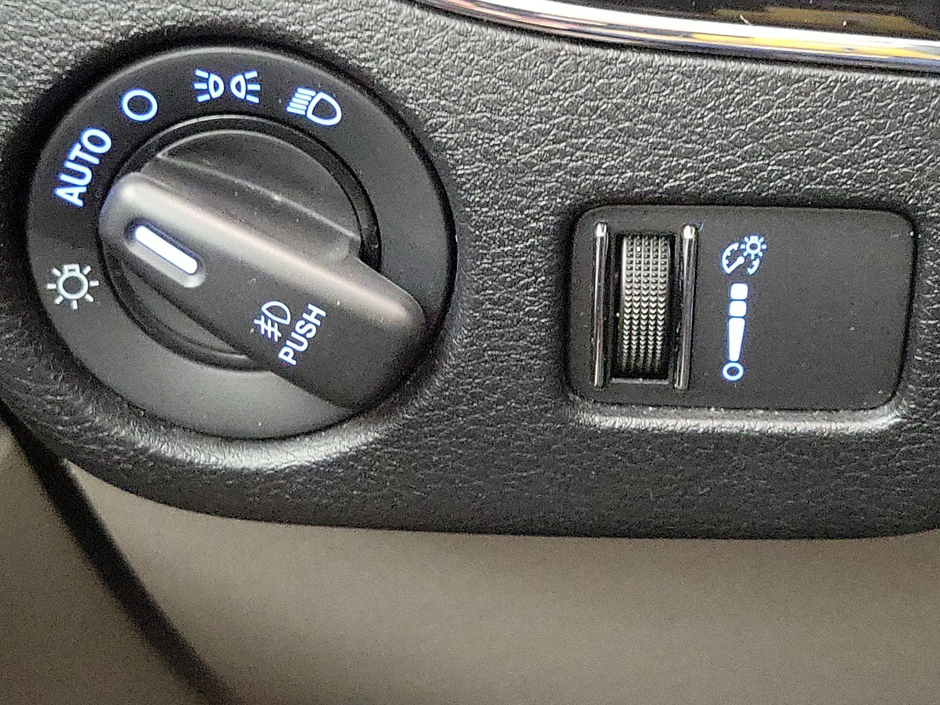 Thumbnail: 2019 Dodge Grand Caravan - 13