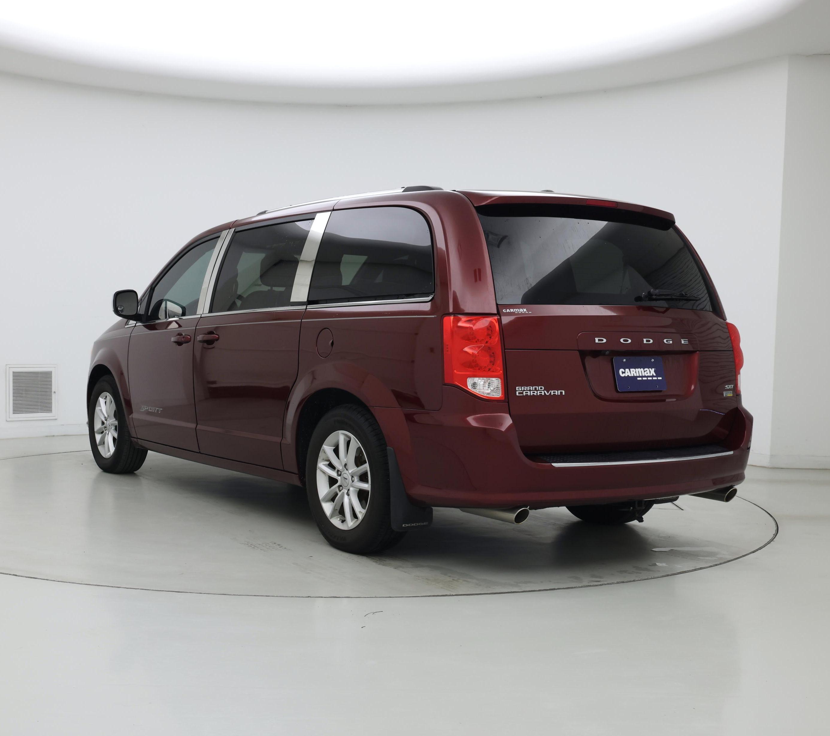 Thumbnail: 2019 Dodge Grand Caravan - 2