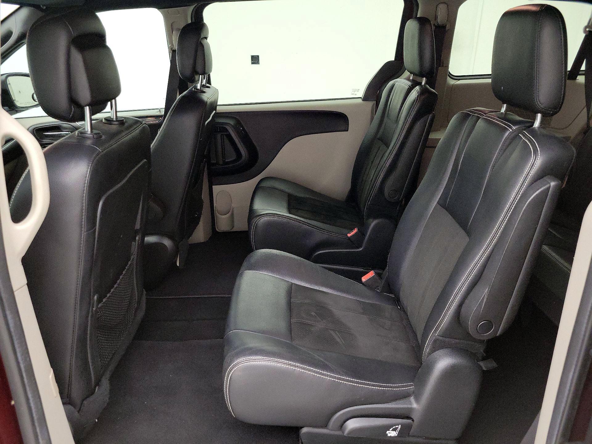 Thumbnail: 2019 Dodge Grand Caravan - 19