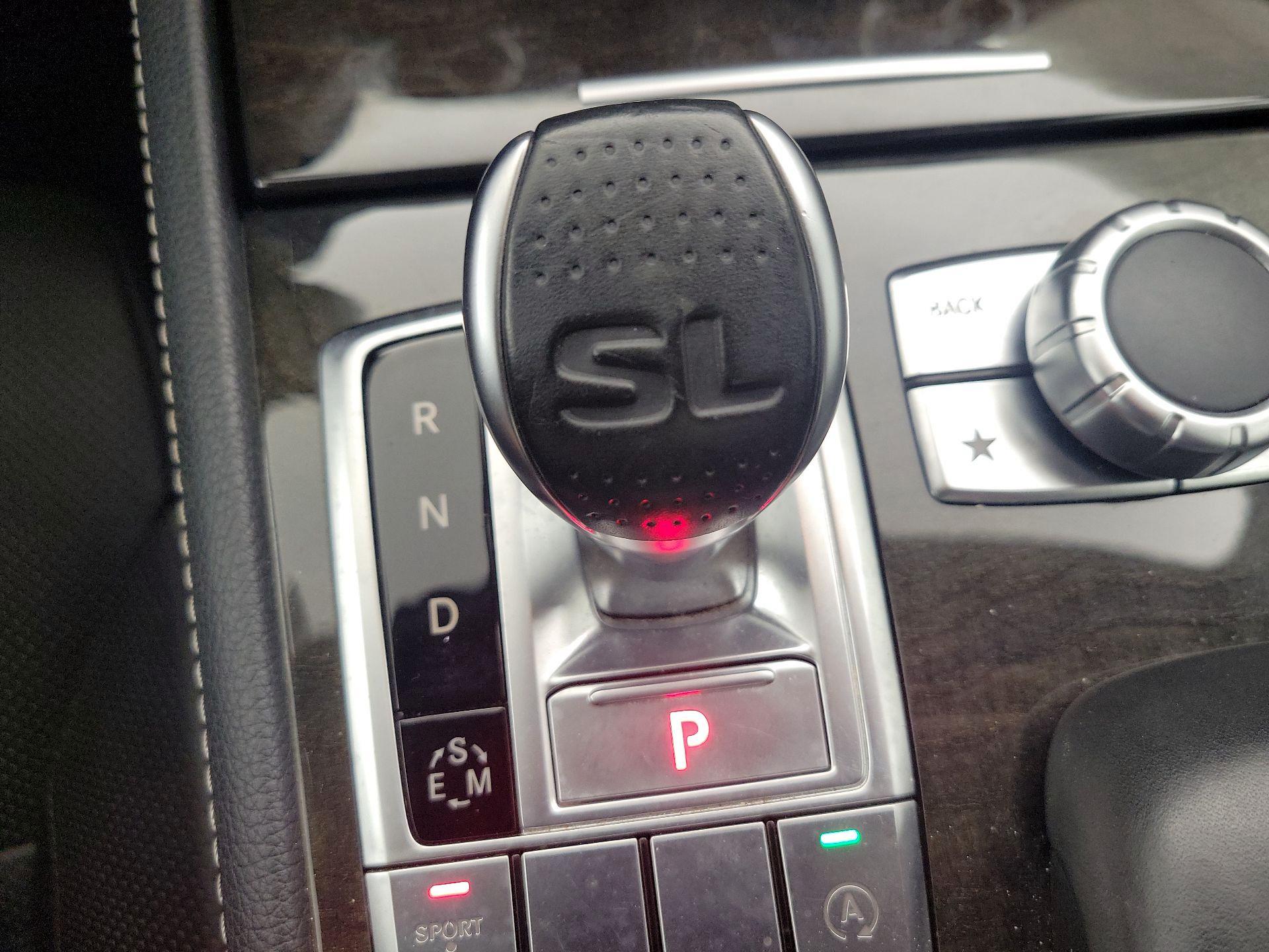 Thumbnail: 2015 Mercedes-Benz SL-Class - 17