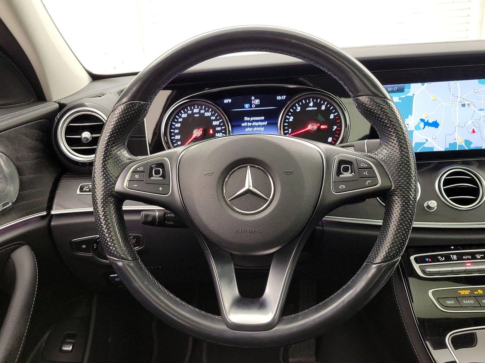 Thumbnail: 2017 Mercedes-Benz E-Class - 10