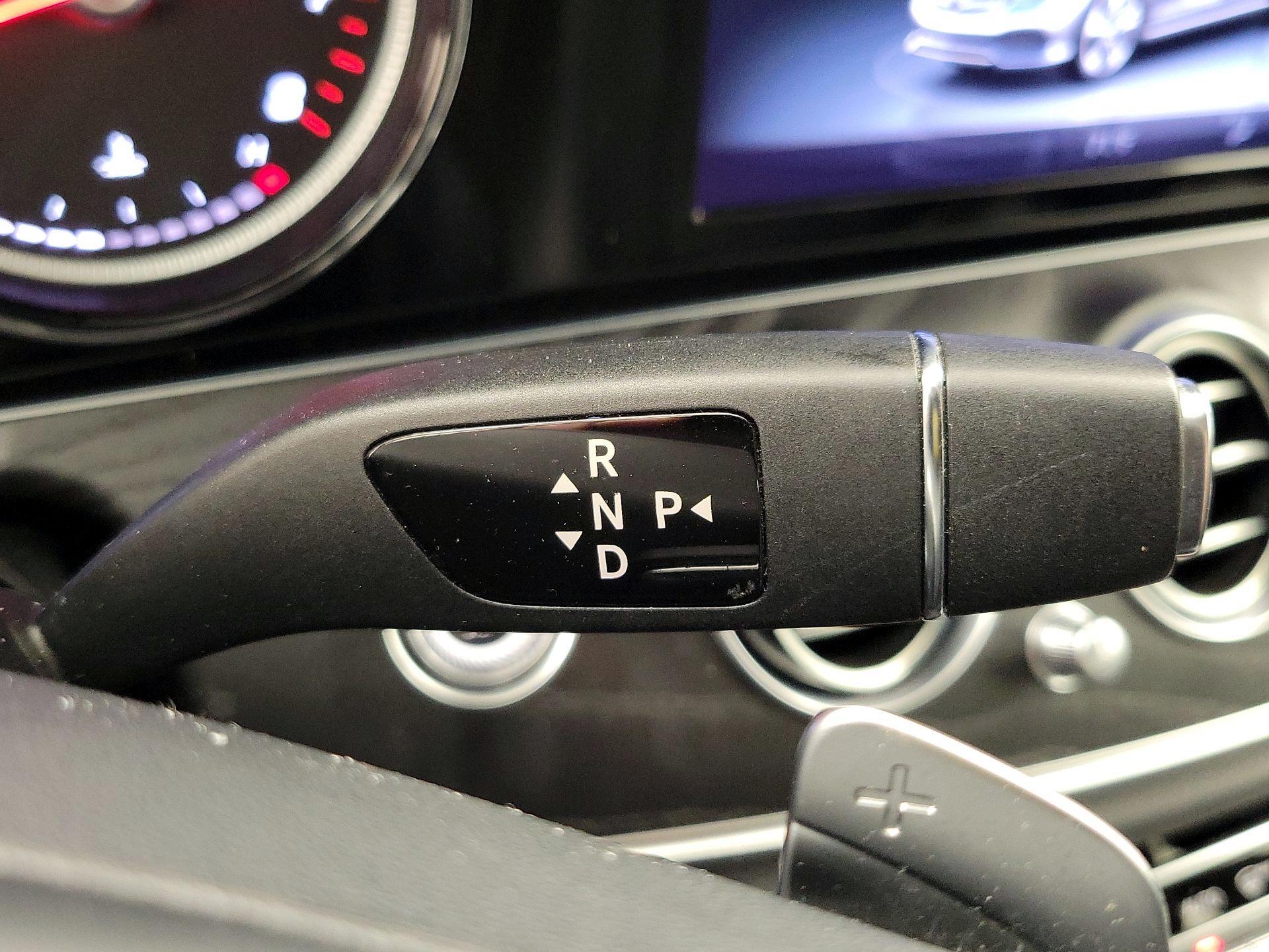 Thumbnail: 2017 Mercedes-Benz E-Class - 18