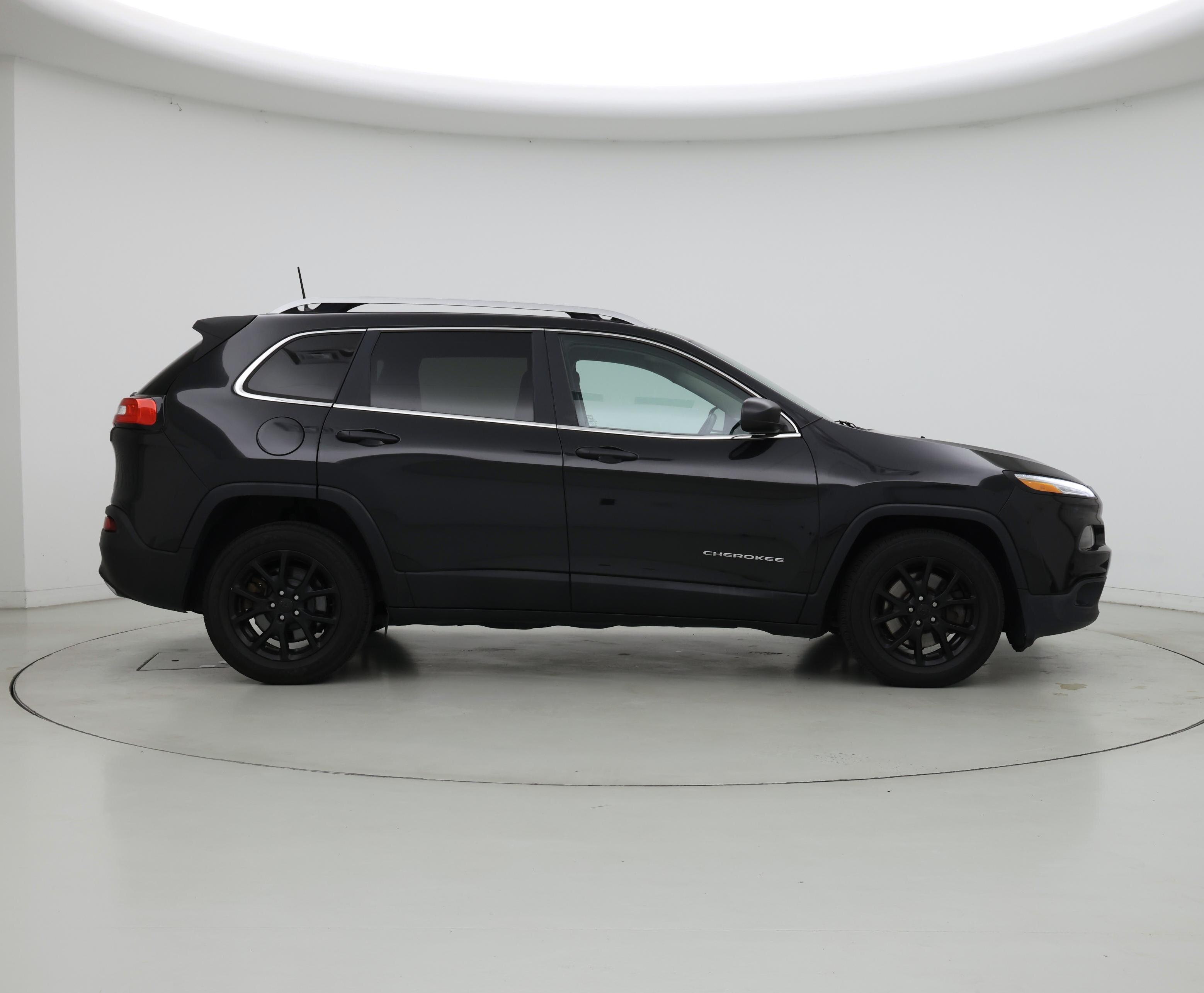 Thumbnail: 2016 Jeep Cherokee - 7