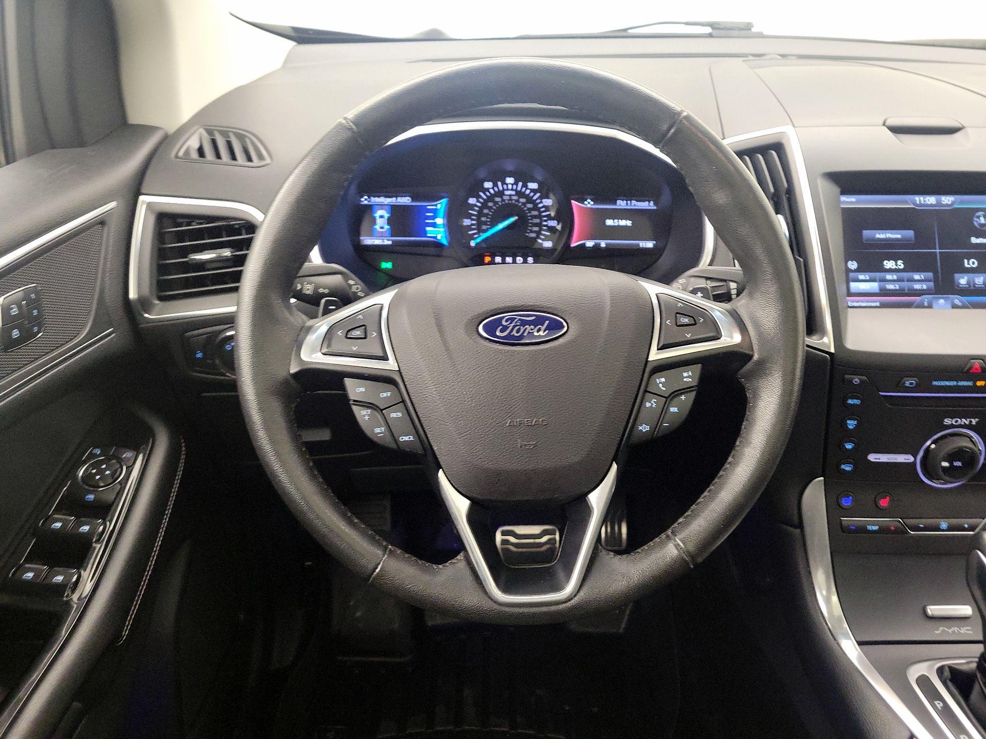 Thumbnail: 2015 Ford Edge - 10
