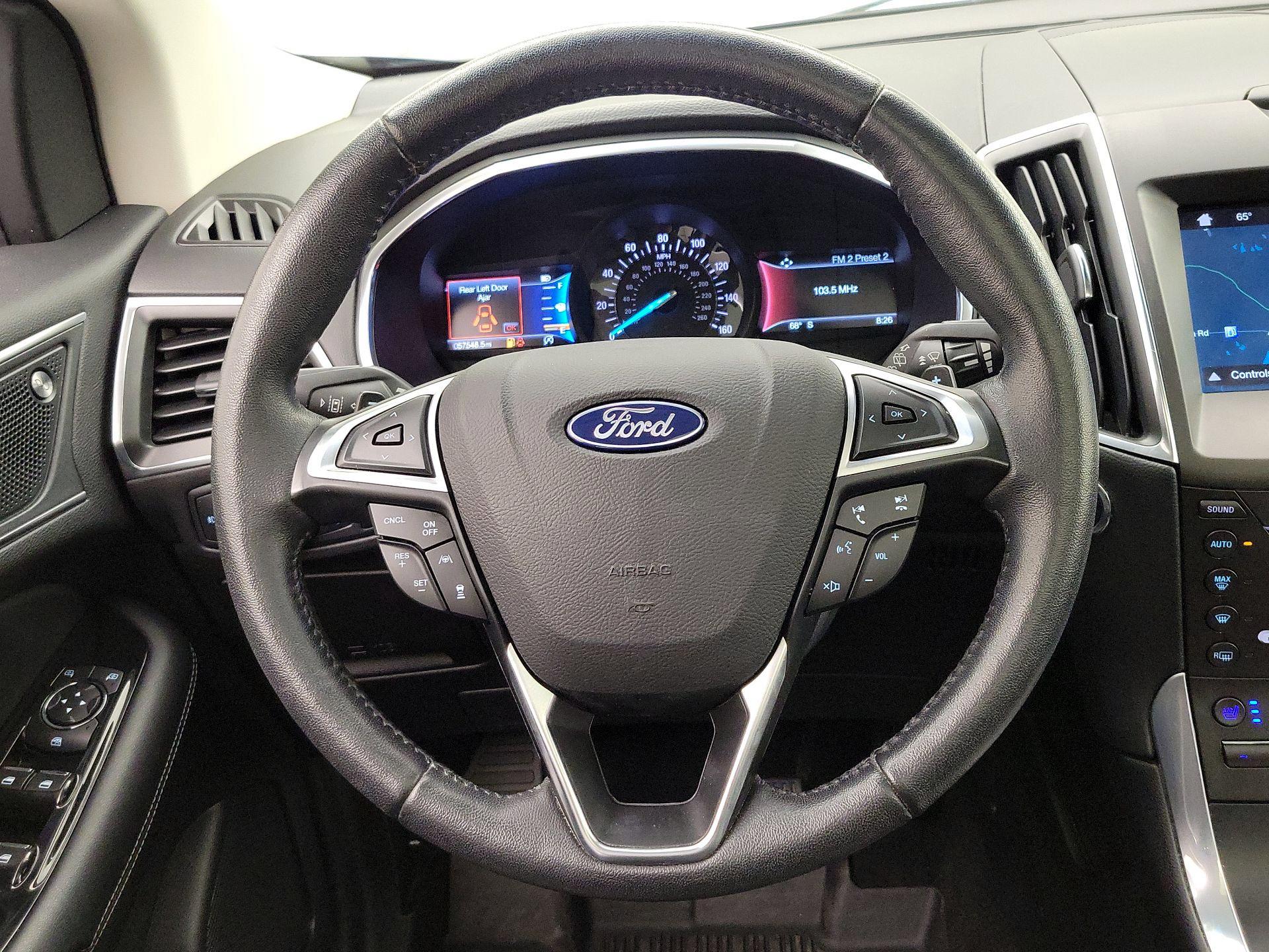 Thumbnail: 2019 Ford Edge - 10