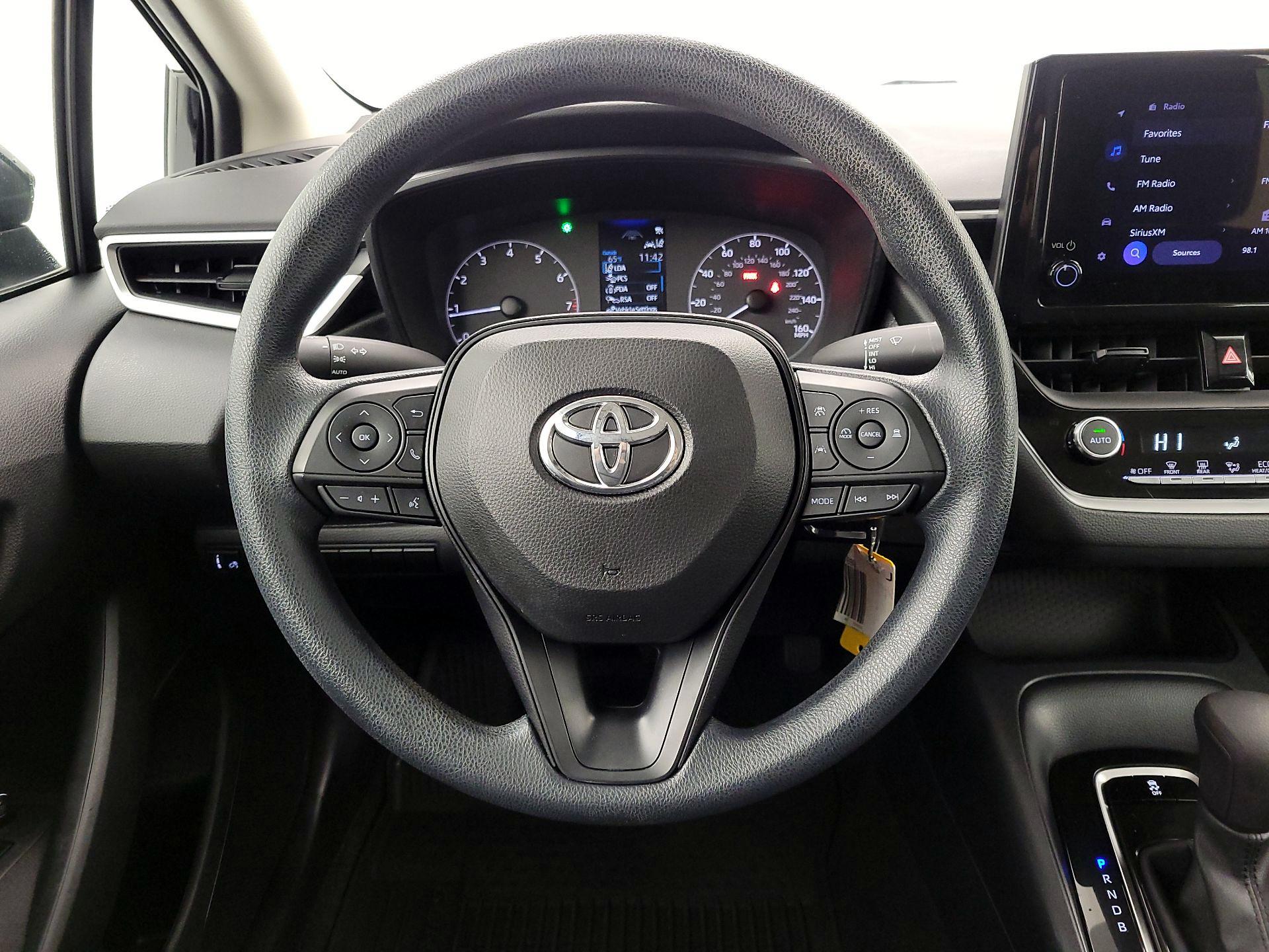 Thumbnail: 2023 Toyota Corolla - 10