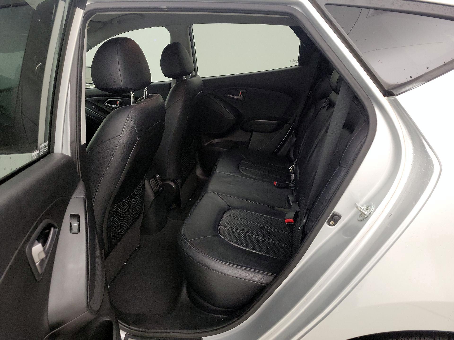 Thumbnail: 2014 Hyundai Tucson - 19