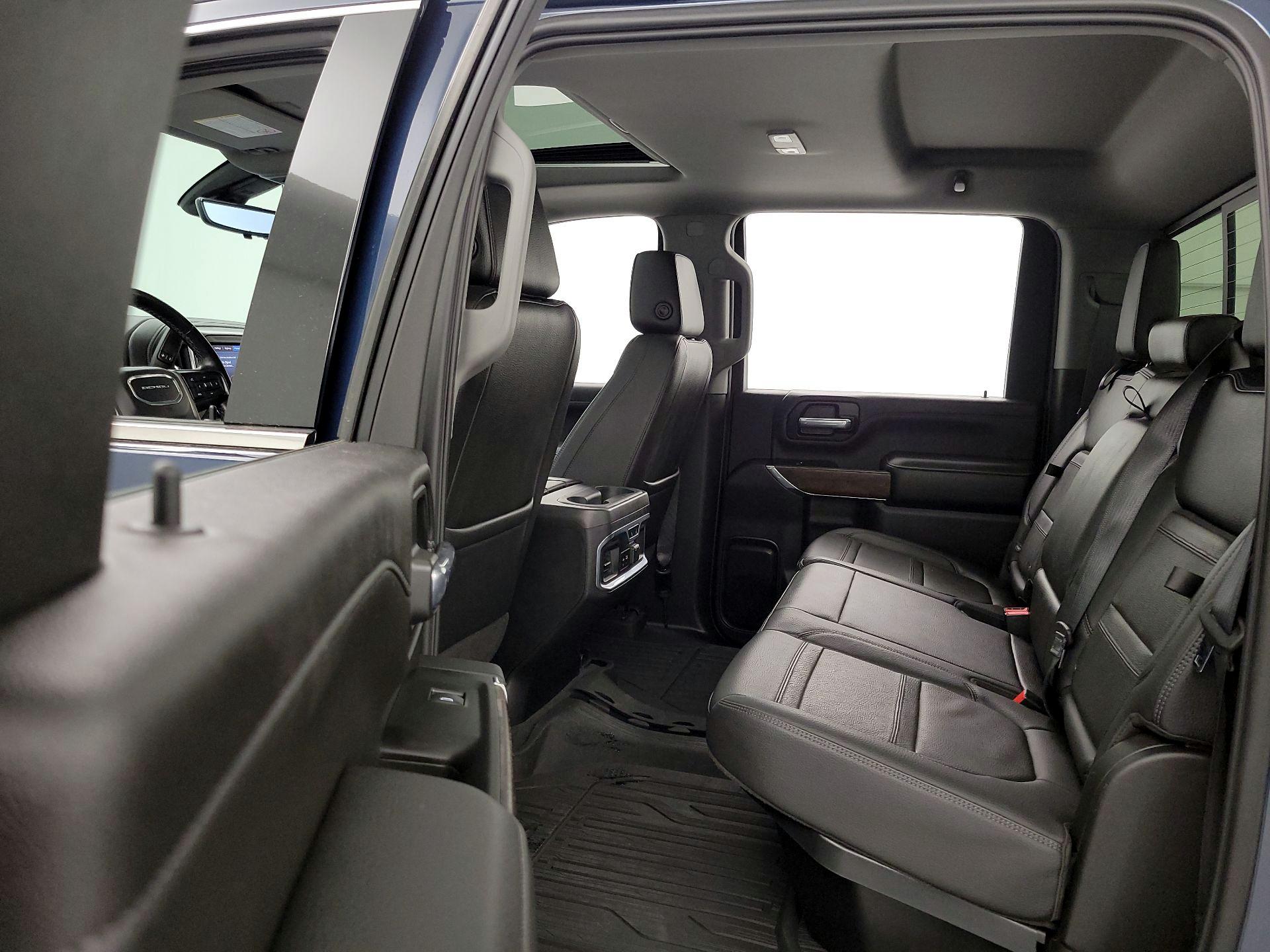 Thumbnail: 2021 GMC Sierra 3500 - 20