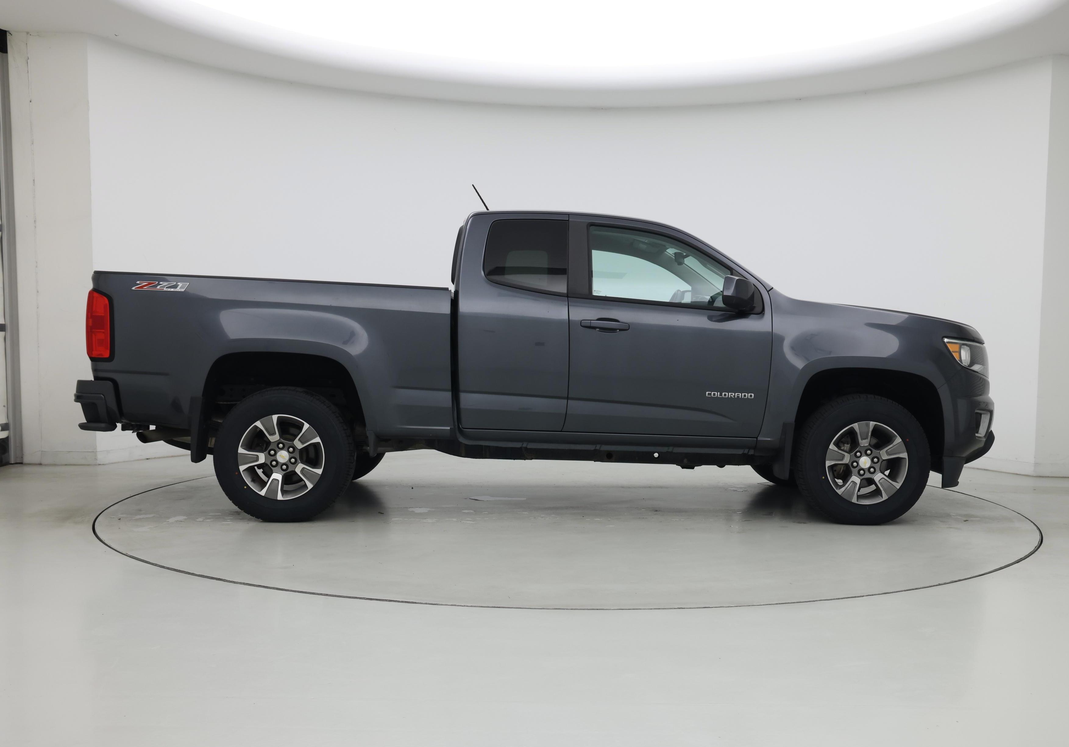 Thumbnail: 2017 Chevrolet Colorado - 7