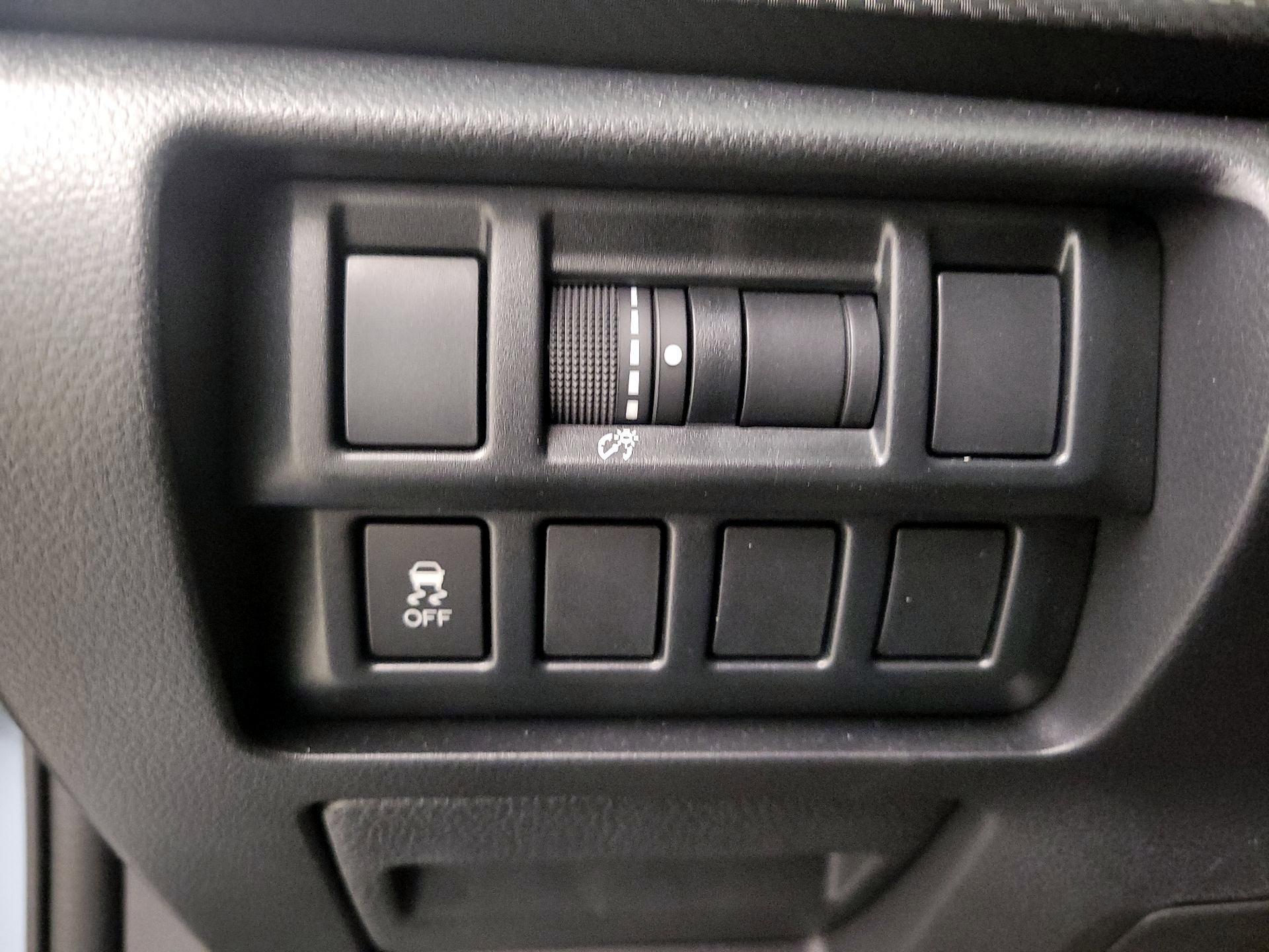 Thumbnail: 2019 Subaru Crosstrek - 13