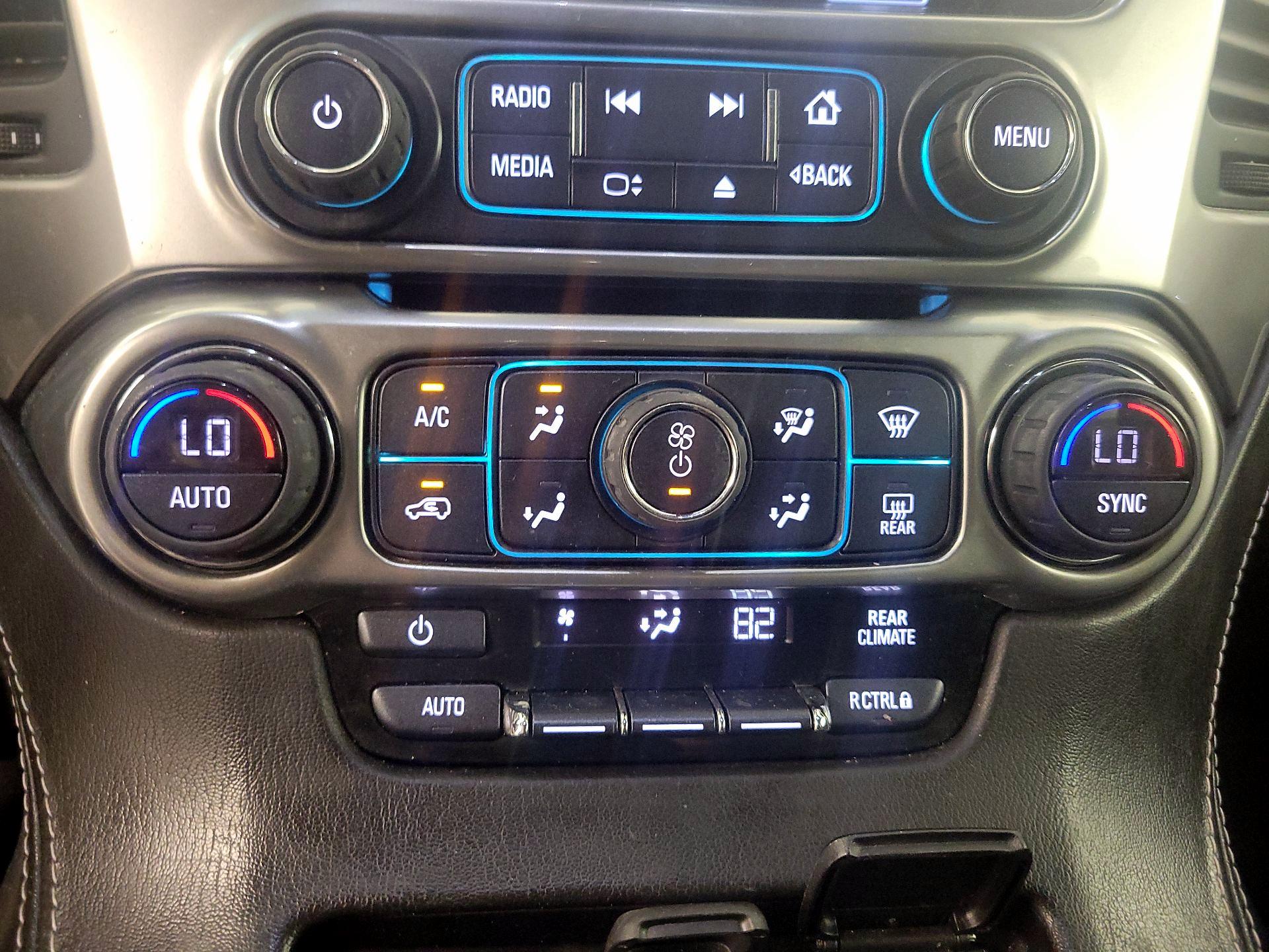 Thumbnail: 2019 Chevrolet Tahoe - 16