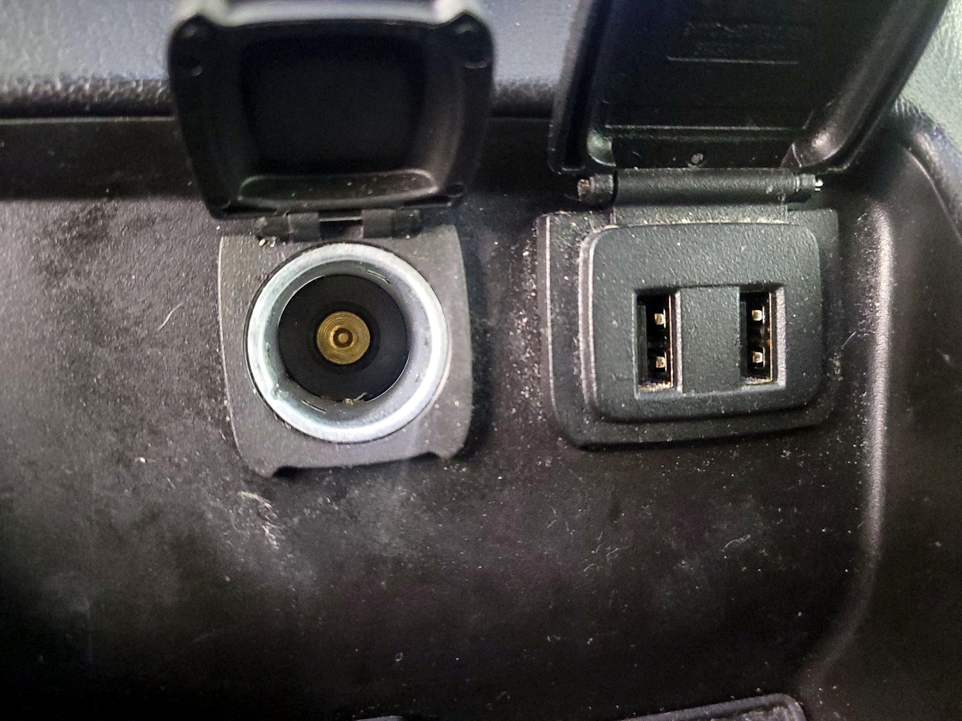 Thumbnail: 2019 Chevrolet Tahoe - 18