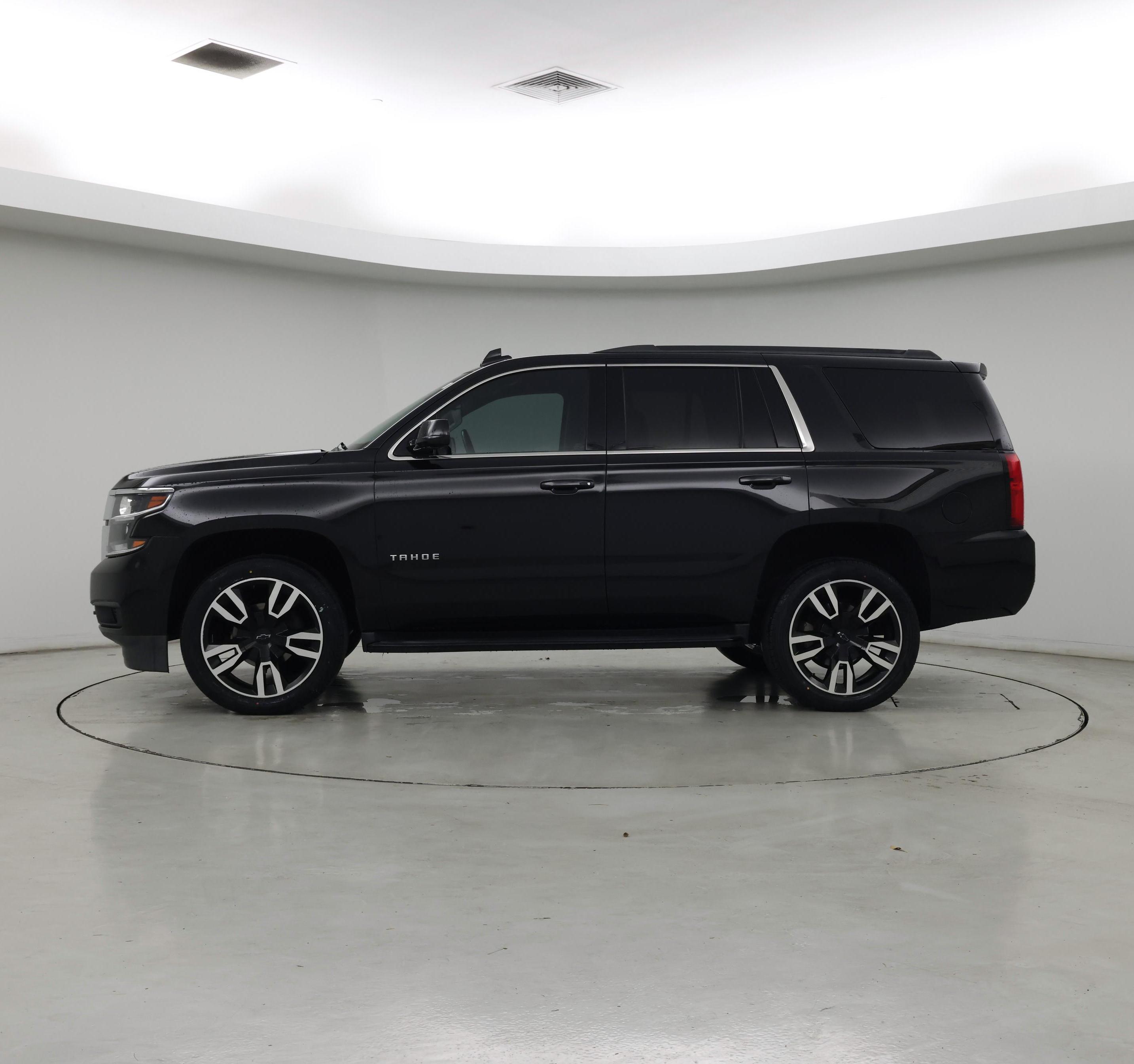 Thumbnail: 2019 Chevrolet Tahoe - 3