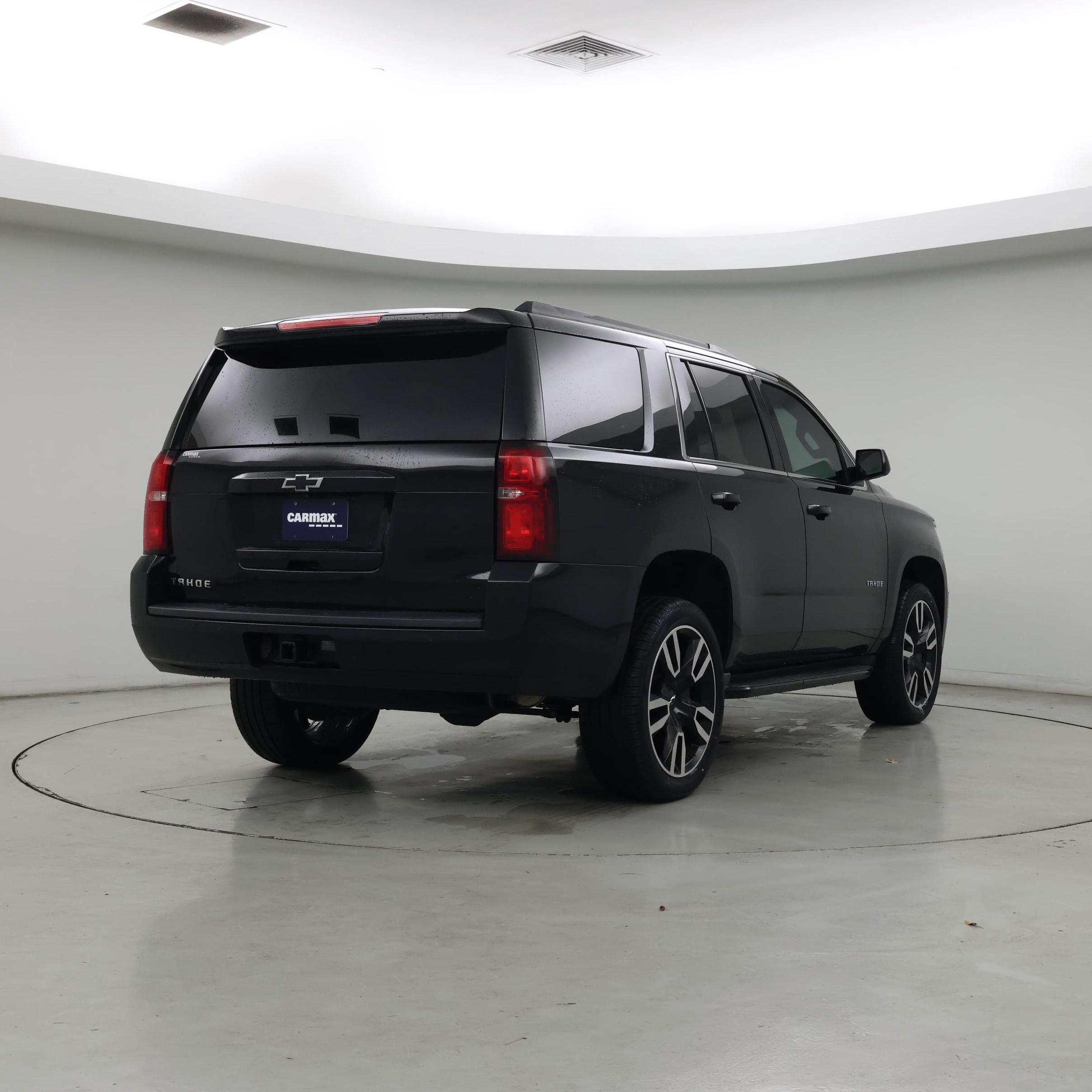 Thumbnail: 2019 Chevrolet Tahoe - 8