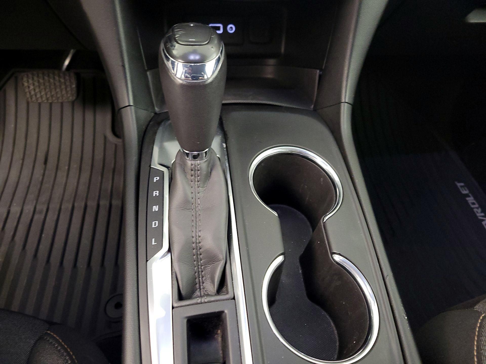 Thumbnail: 2019 Chevrolet Equinox - 17