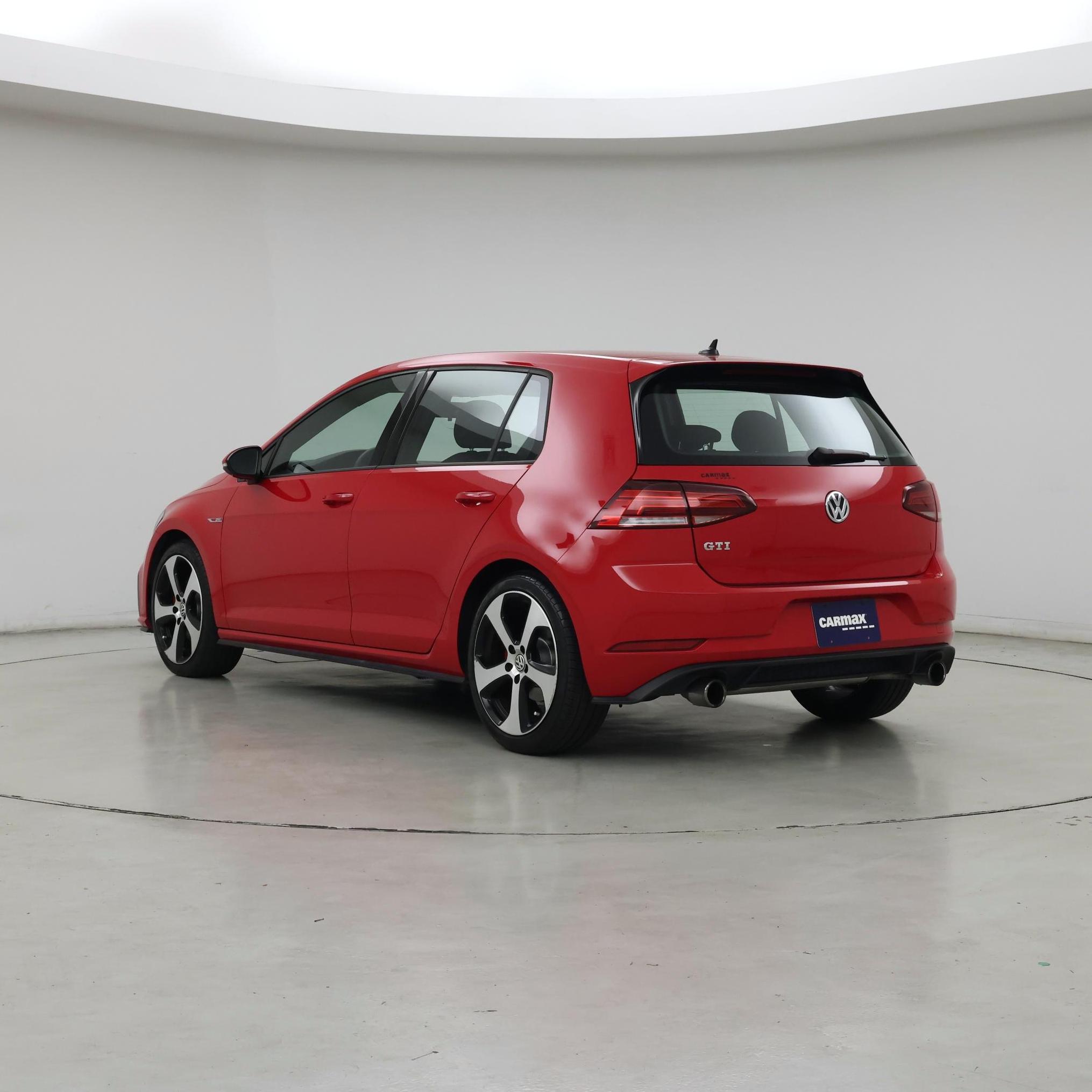 Thumbnail: 2018 Volkswagen Golf - 2