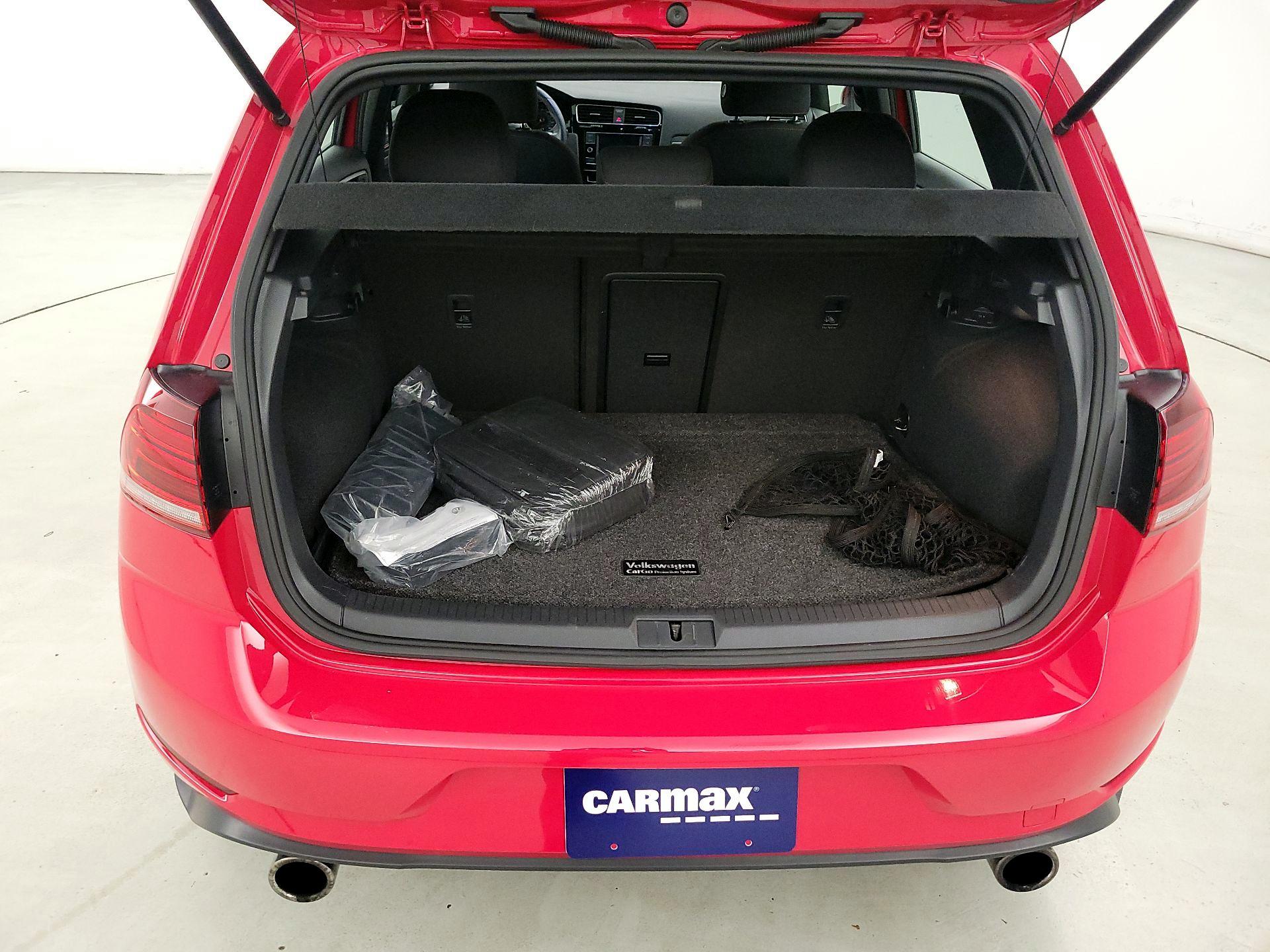 Thumbnail: 2018 Volkswagen Golf - 20