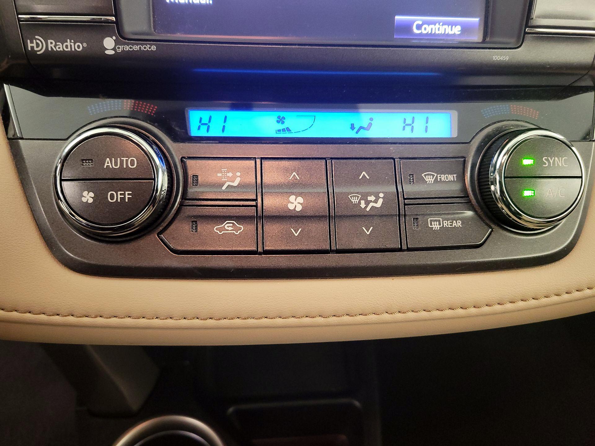 Thumbnail: 2014 Toyota RAV4 - 17