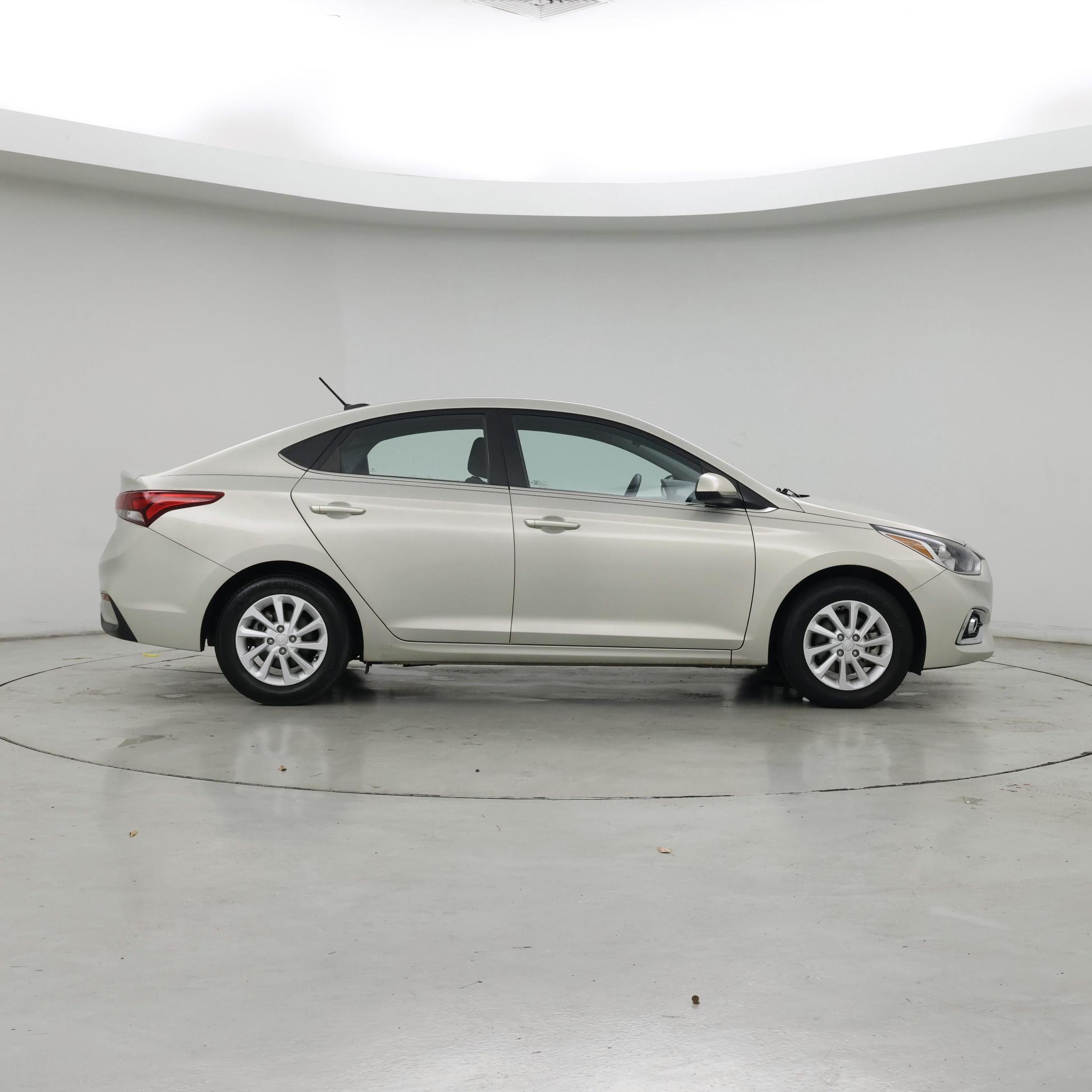 Thumbnail: 2019 Hyundai Accent - 7