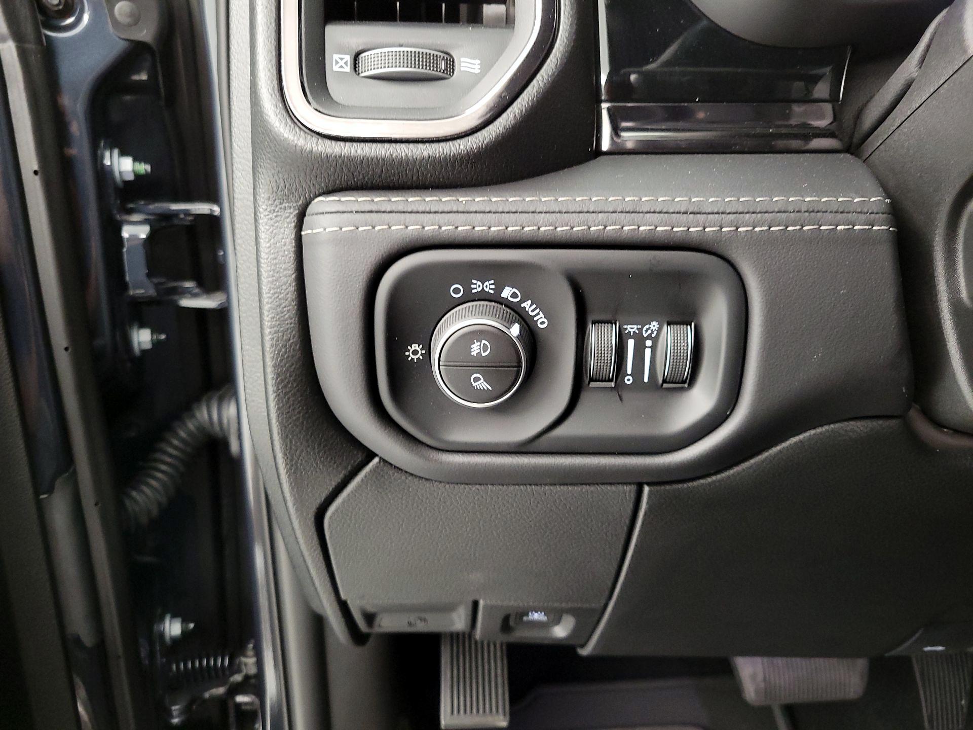 Thumbnail: 2026 RAM 3500 - 13